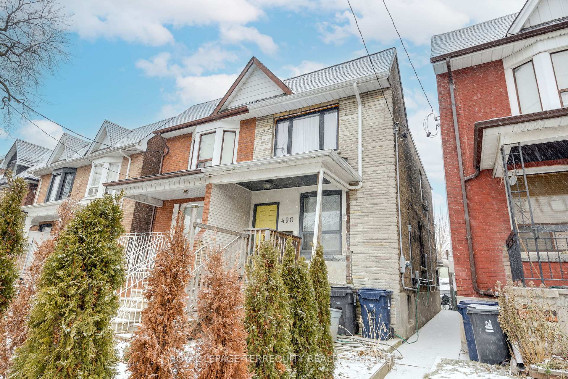 Photo 13 of Unit Bsmt, 490 Symington Avenue, Toronto, Weston-Pellam Park — HOMEH