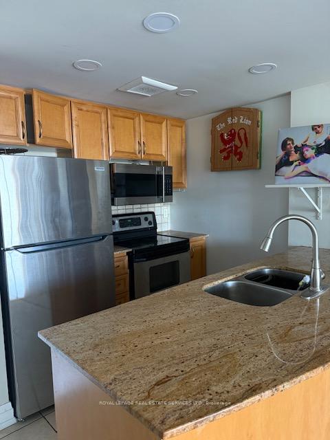 Photo of Unit 709, 2737 Keele Street