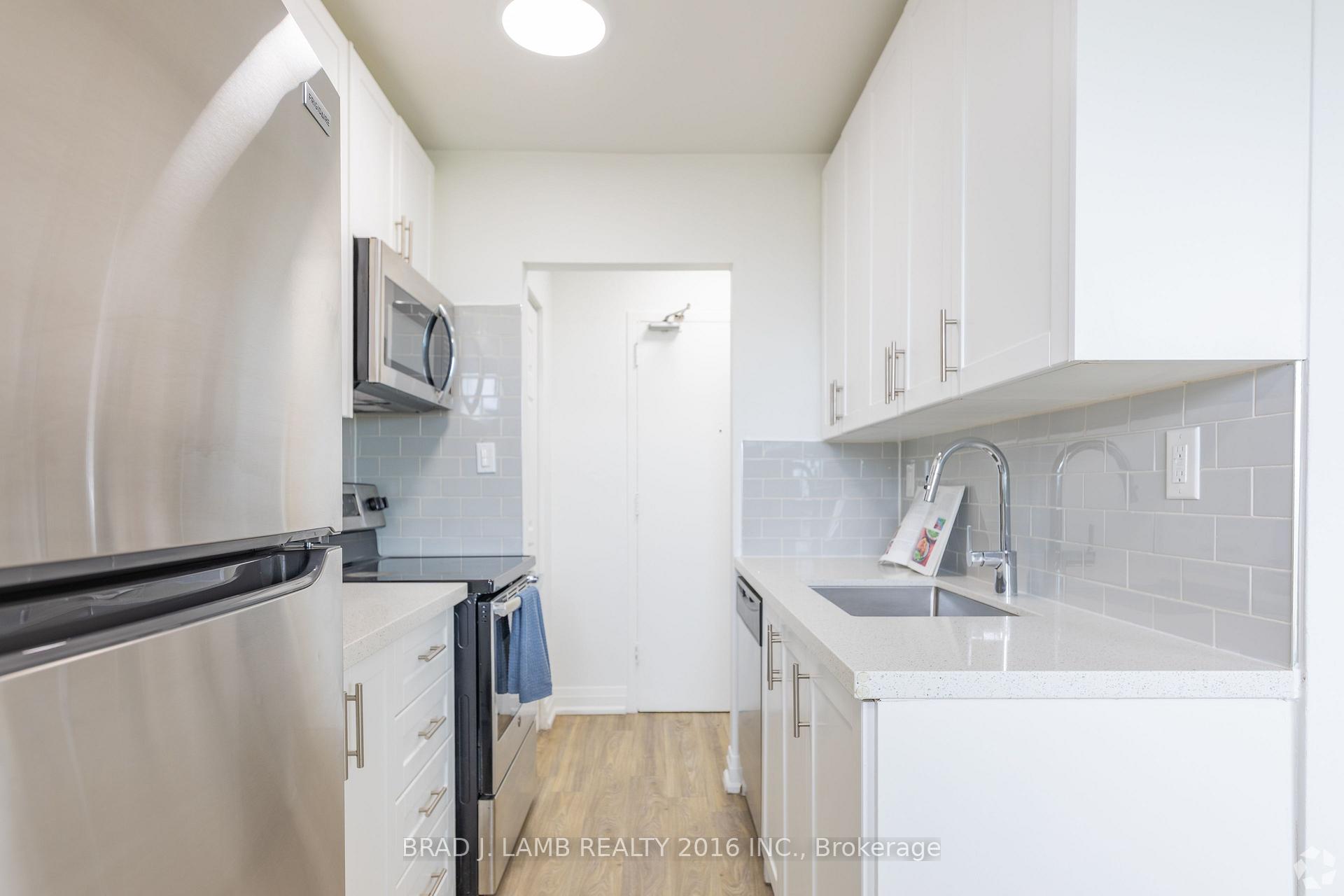 Photo 4 of Unit 501, 718 Lawrence Road E, Hamilton, Rosedale — HOMEH