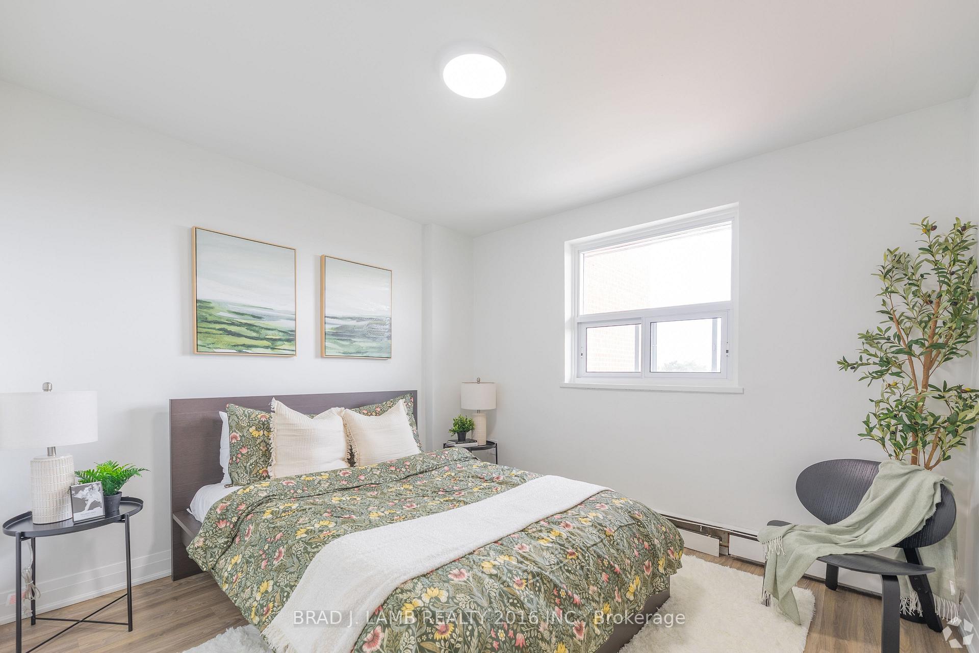 Photo 5 of Unit 501, 718 Lawrence Road E, Hamilton, Rosedale — HOMEH