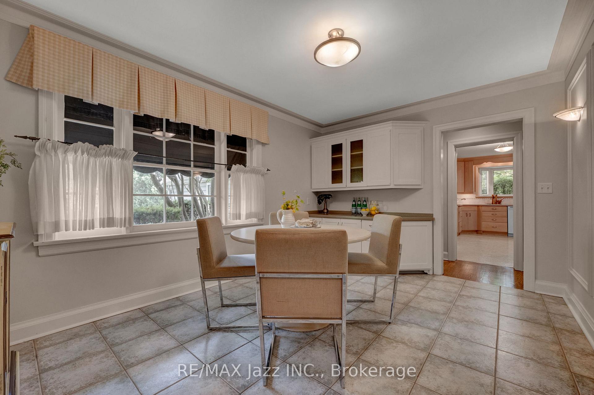 Photo 9 of 630 Brookside Drive, Oshawa, O'Neill — HOMEH