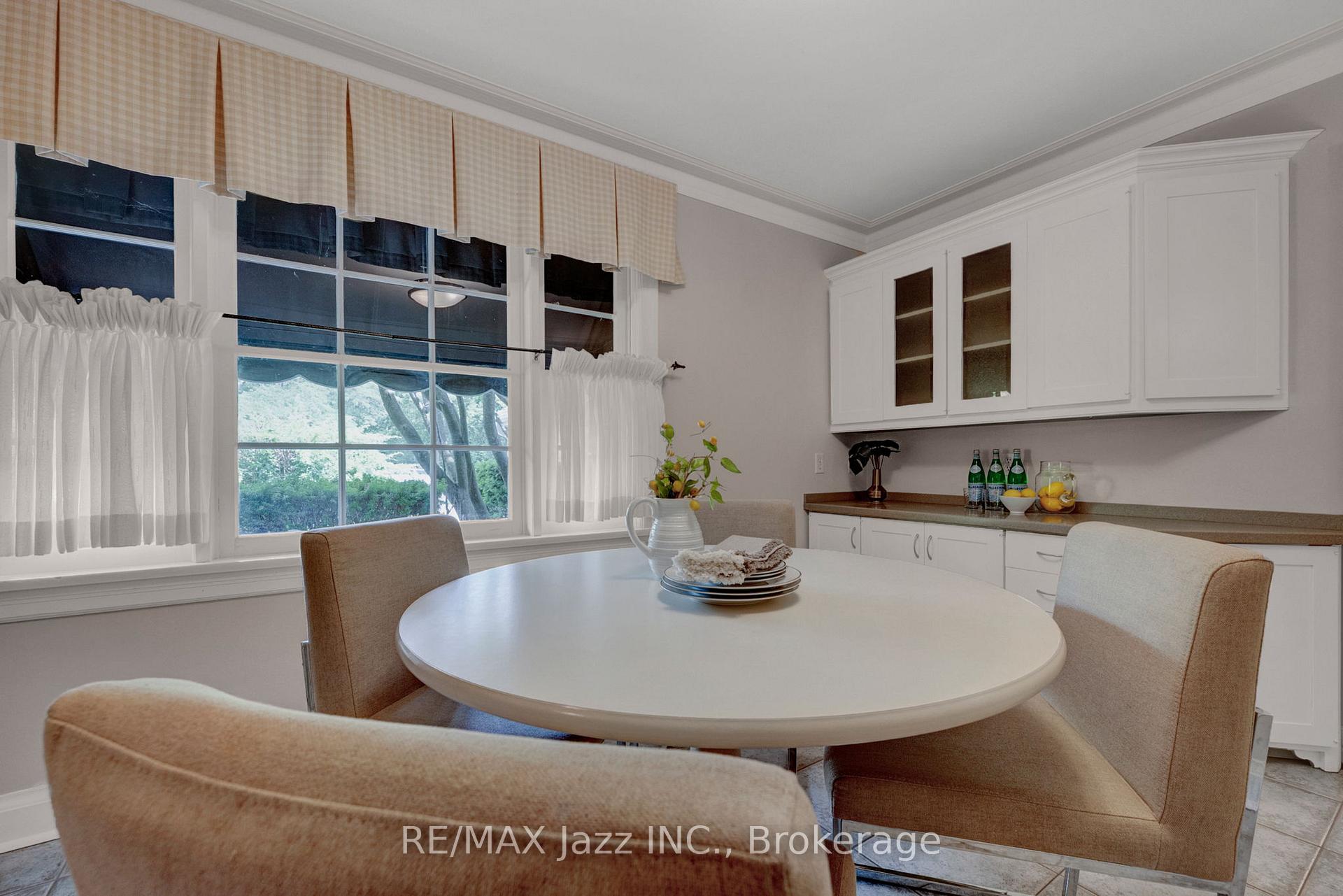Photo 10 of 630 Brookside Drive, Oshawa, O'Neill — HOMEH