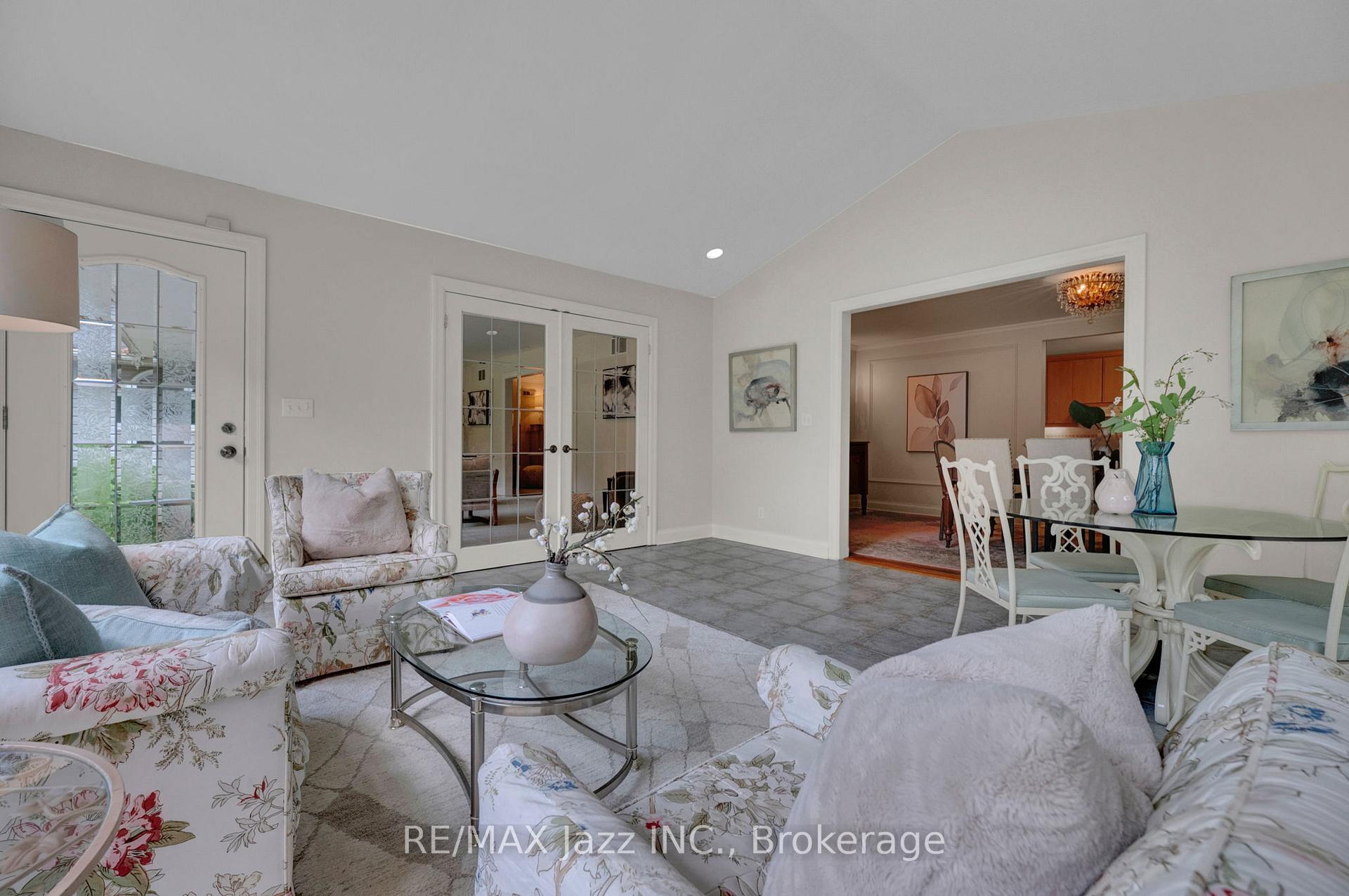 Photo 20 of 630 Brookside Drive, Oshawa, O'Neill — HOMEH