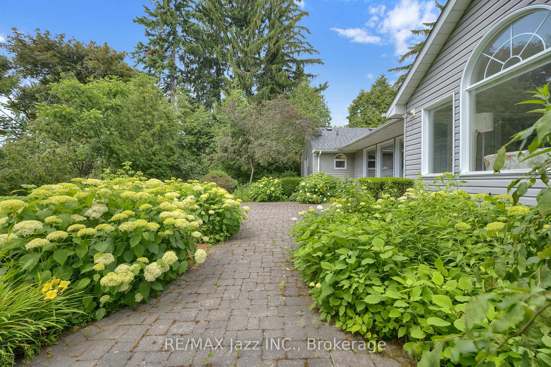 Photo 42 of 630 Brookside Drive, Oshawa, O'Neill — HOMEH