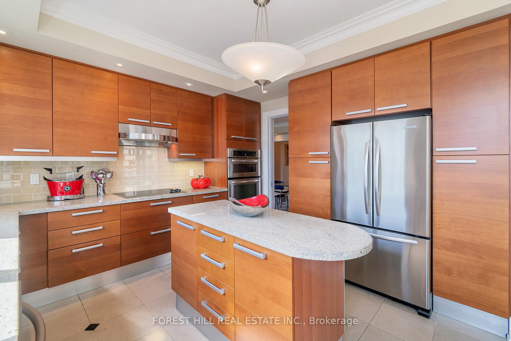 Photo 12 of Unit 1402, 660 Sheppard Avenue E, North York, Bayview Village — HOMEH