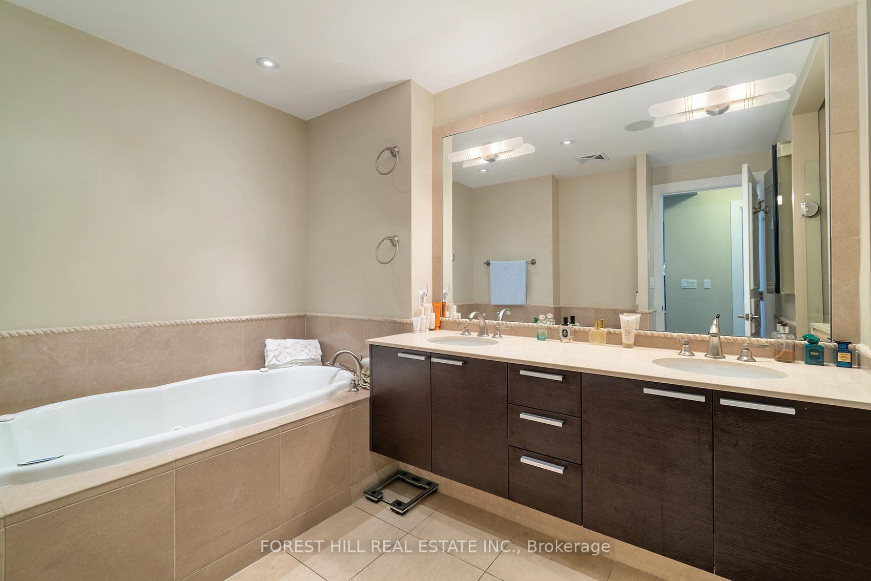 Photo 26 of Unit 1402, 660 Sheppard Avenue E, North York, Bayview Village — HOMEH