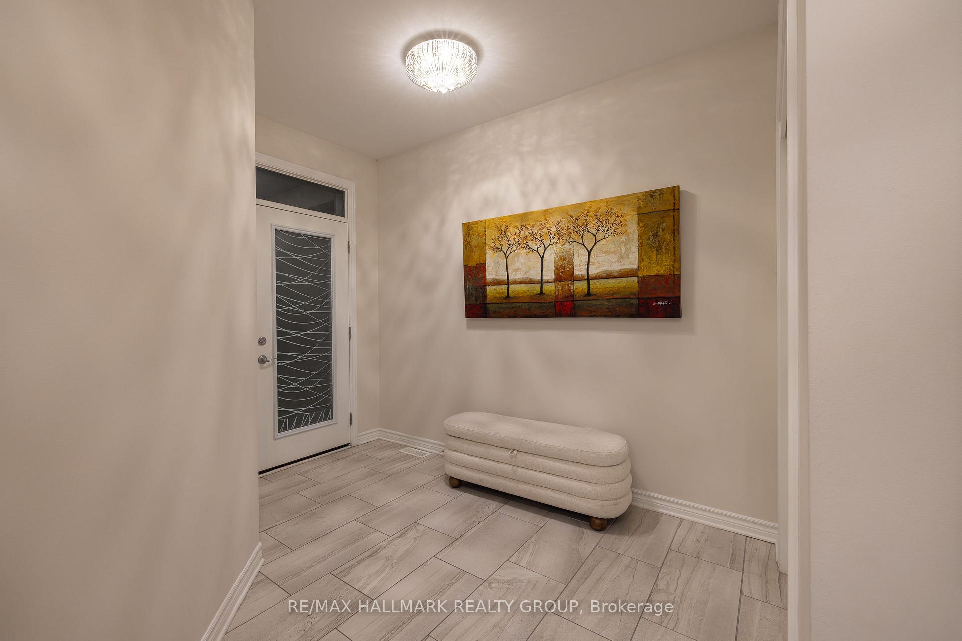 Photo 8 of 57 Zaatiik Grove, Ottawa, Blossom Park/Kemp Park/Findlay Creek — HOMEH