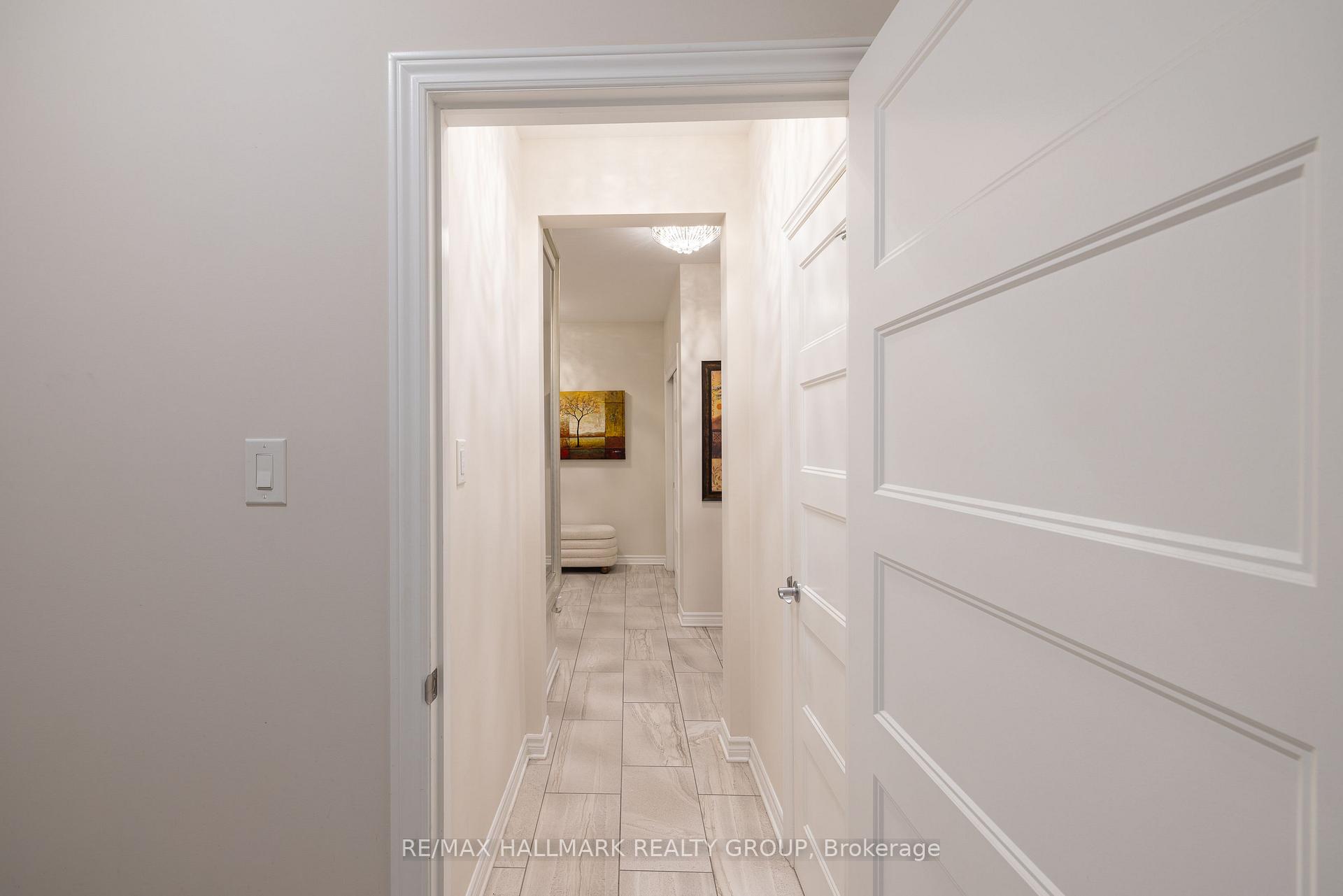 Photo 10 of 57 Zaatiik Grove, Ottawa, Blossom Park/Kemp Park/Findlay Creek — HOMEH