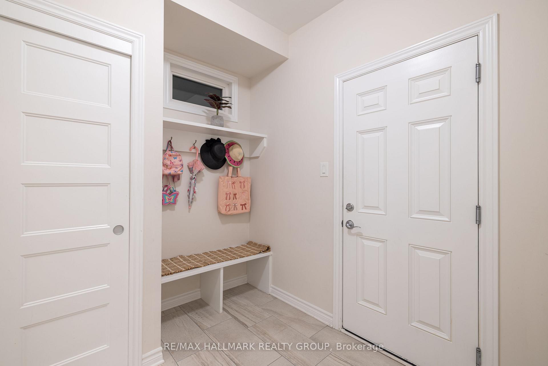 Photo 11 of 57 Zaatiik Grove, Ottawa, Blossom Park/Kemp Park/Findlay Creek — HOMEH