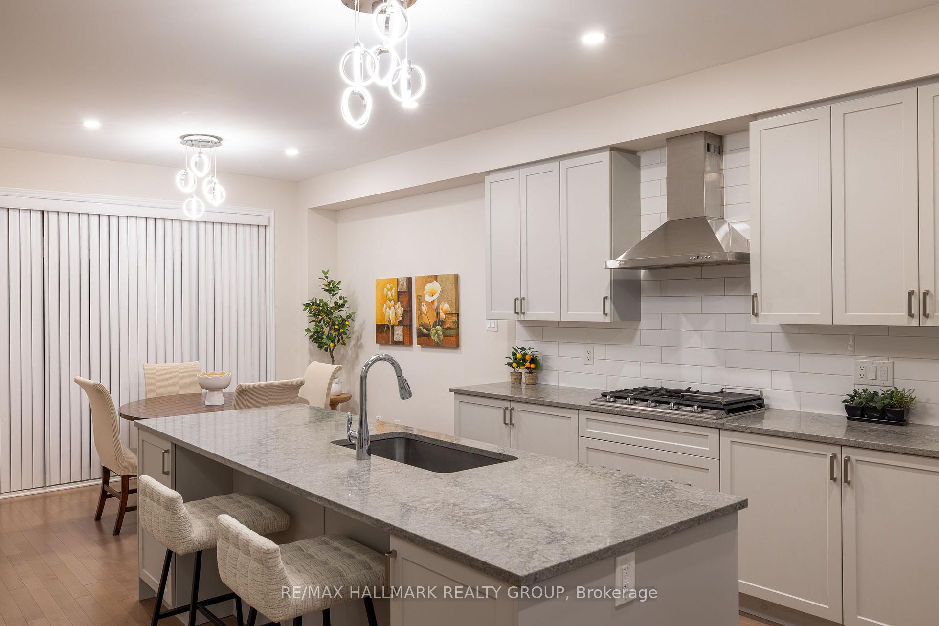 Photo 17 of 57 Zaatiik Grove, Ottawa, Blossom Park/Kemp Park/Findlay Creek — HOMEH