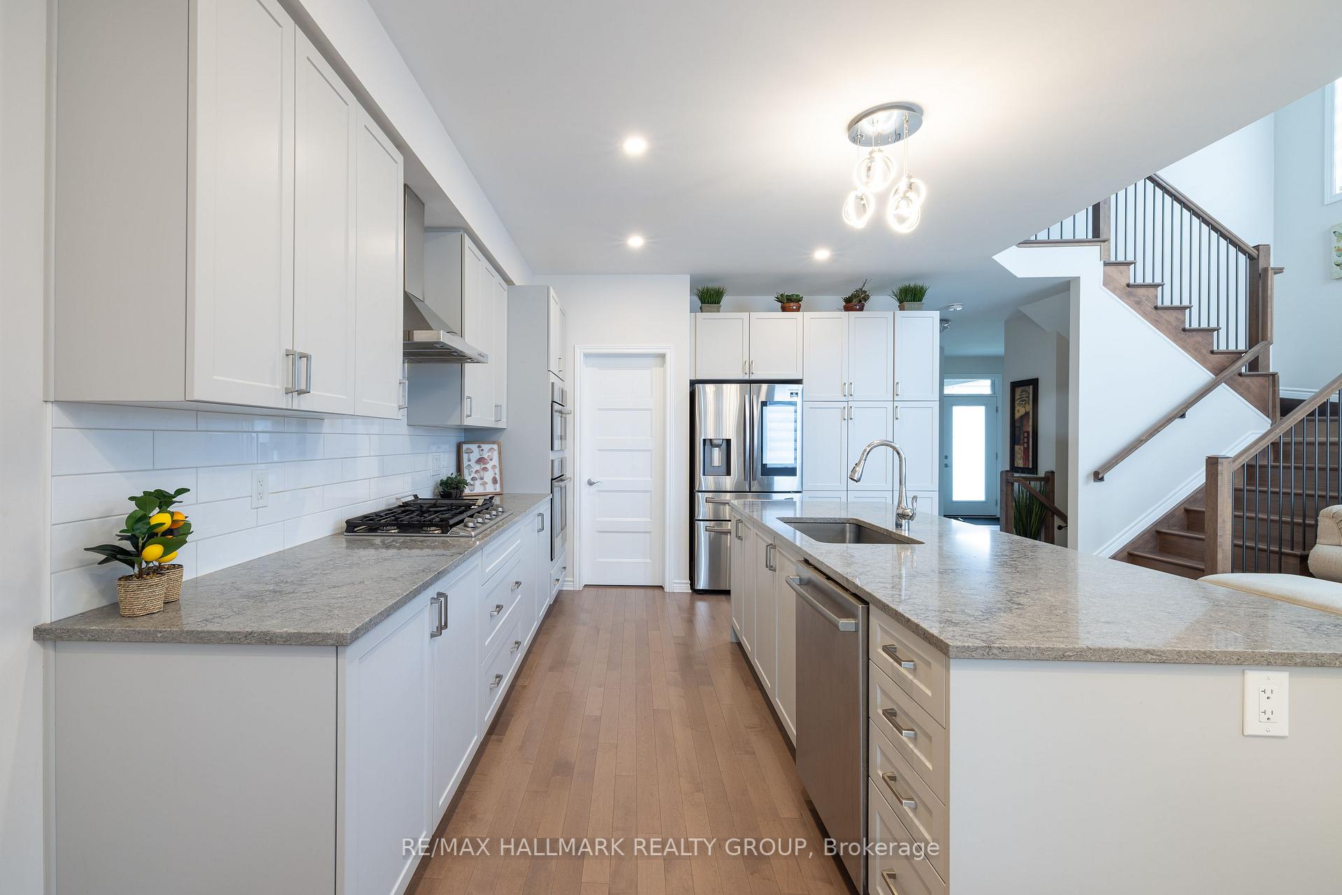 Photo 20 of 57 Zaatiik Grove, Ottawa, Blossom Park/Kemp Park/Findlay Creek — HOMEH