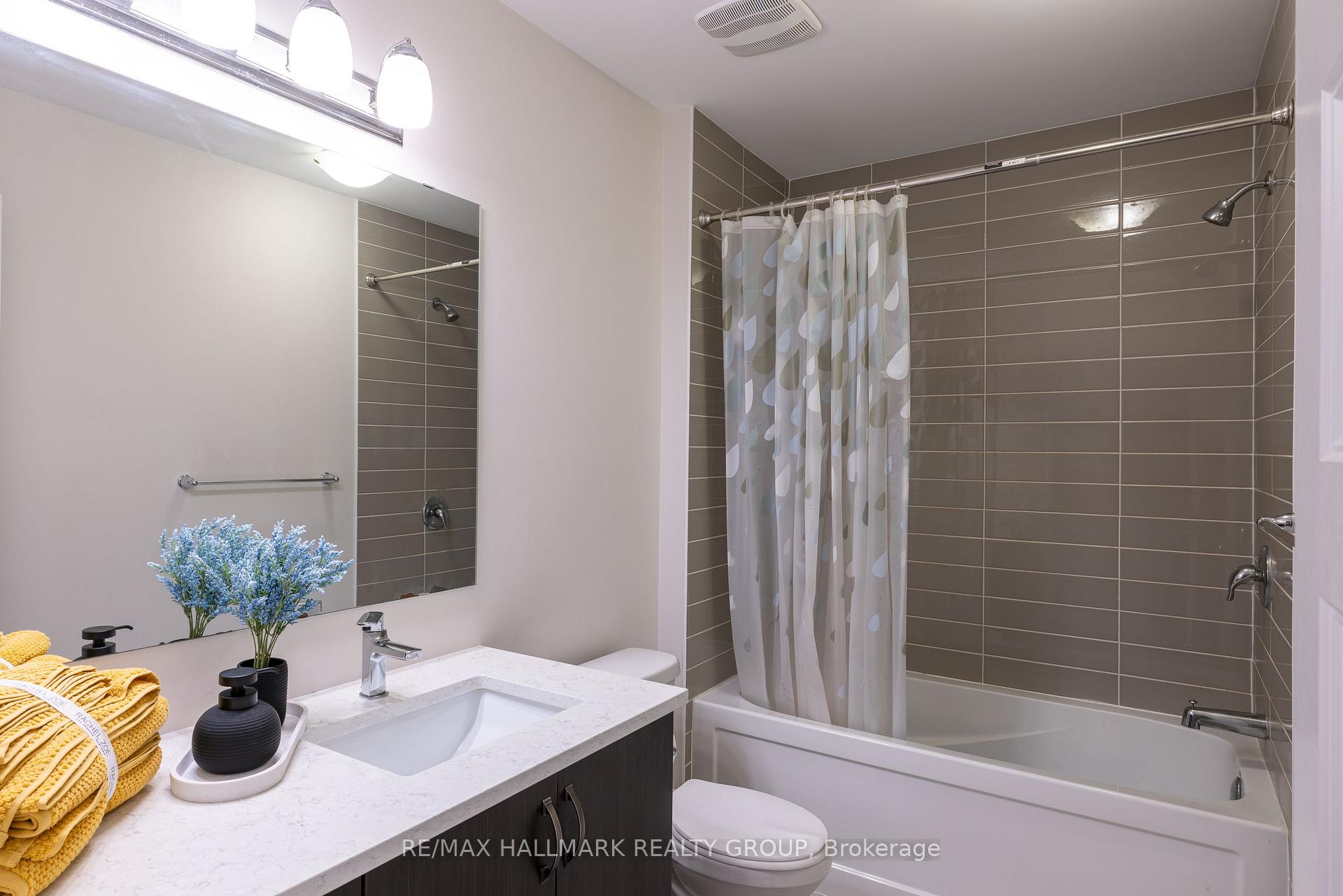 Photo 42 of 57 Zaatiik Grove, Ottawa, Blossom Park/Kemp Park/Findlay Creek — HOMEH