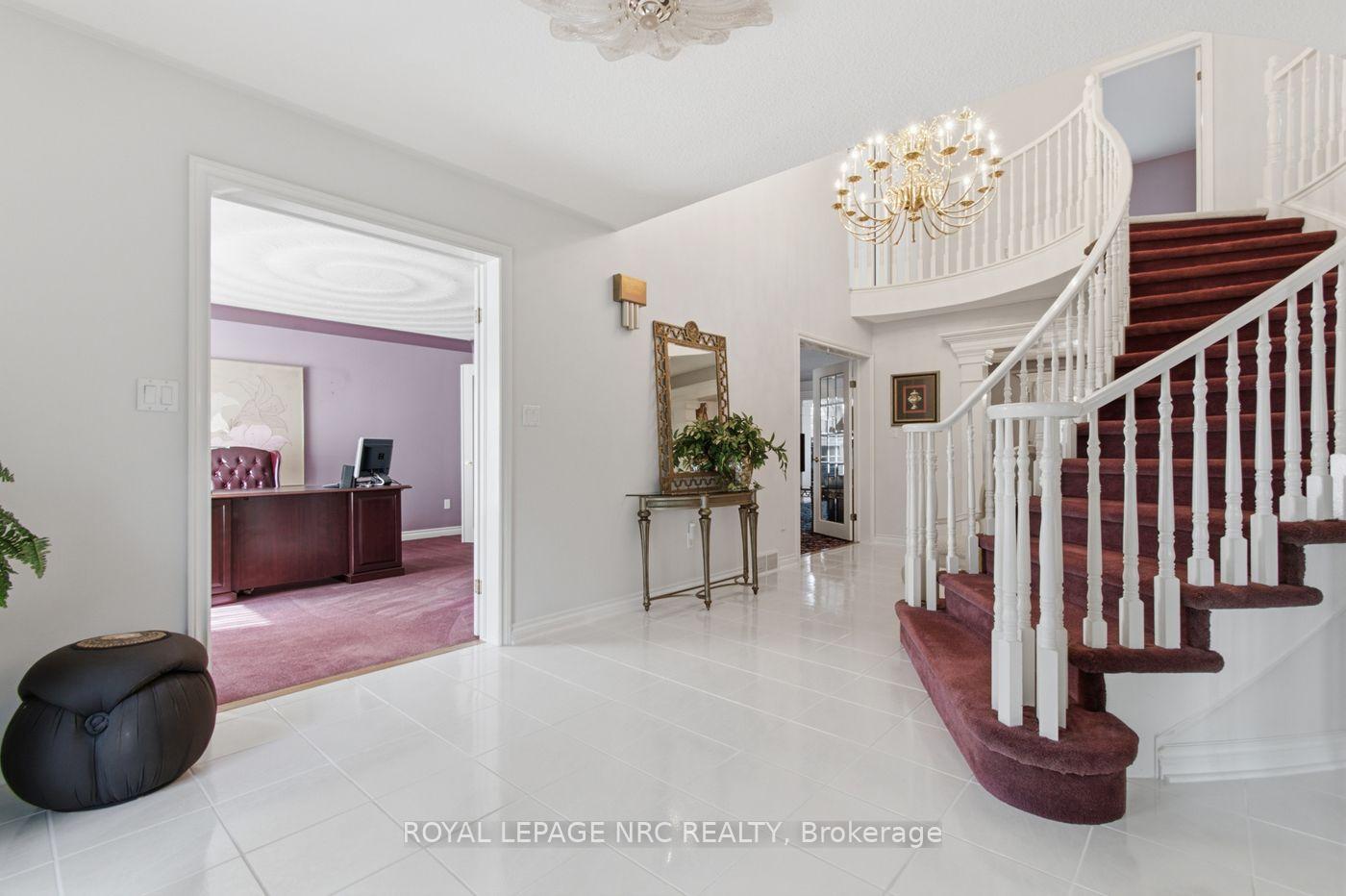 Photo 5 of 4 Greenvale Court, Pelham, Fonthill — HOMEH