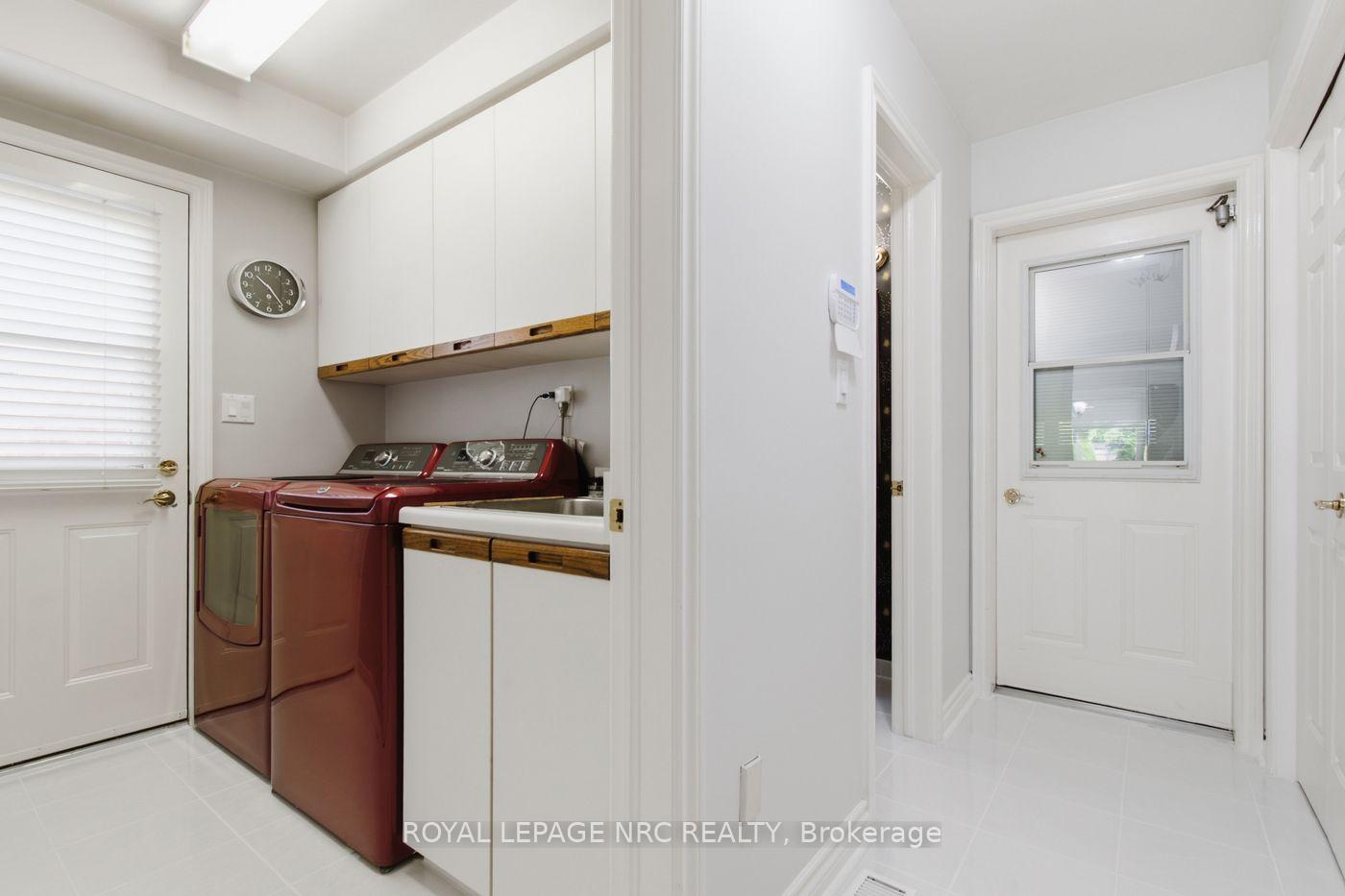 Photo 17 of 4 Greenvale Court, Pelham, Fonthill — HOMEH