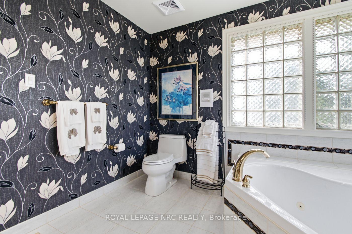 Photo 22 of 4 Greenvale Court, Pelham, Fonthill — HOMEH