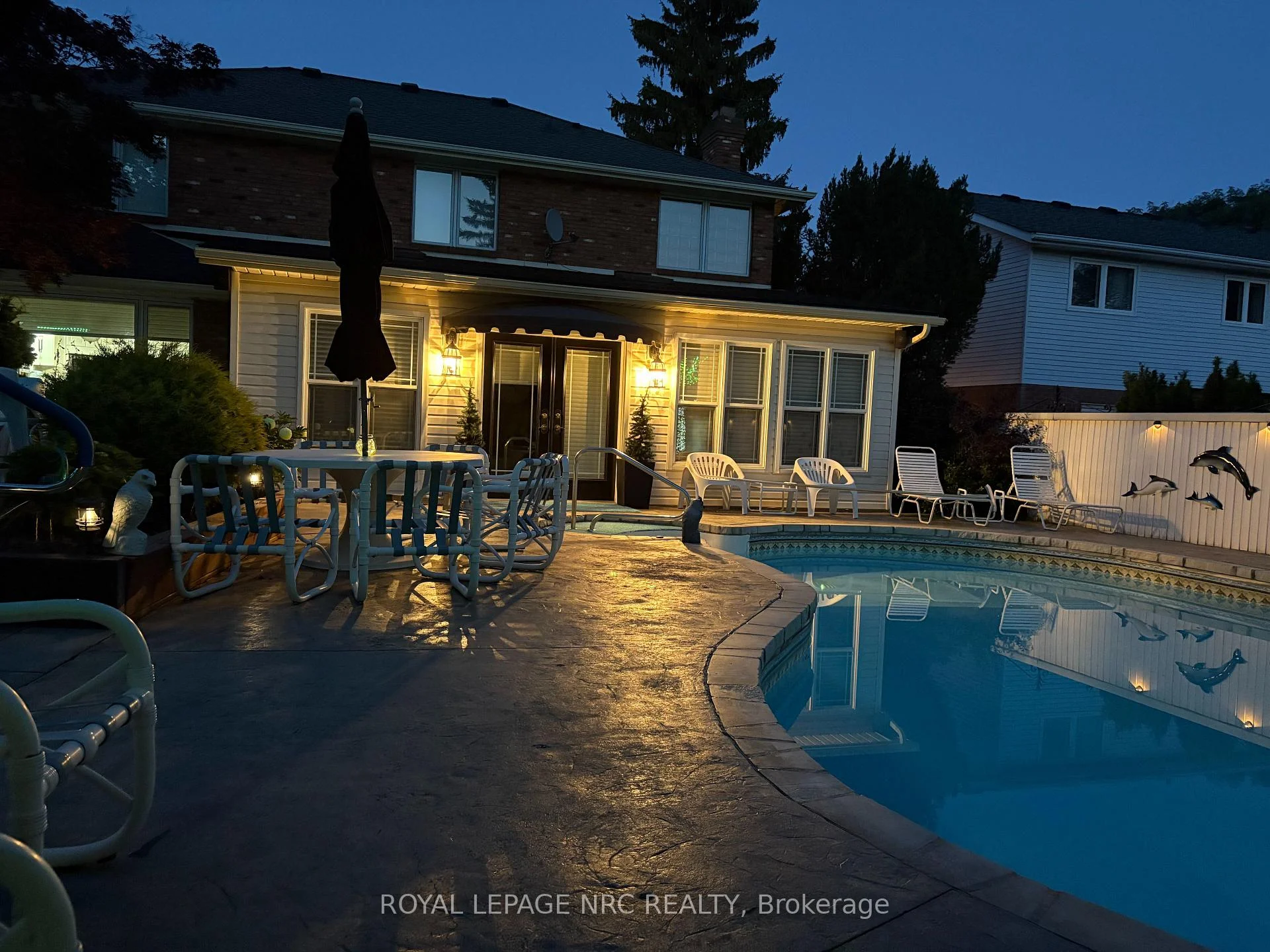 Photo 45 of 4 Greenvale Court, Pelham, Fonthill — HOMEH