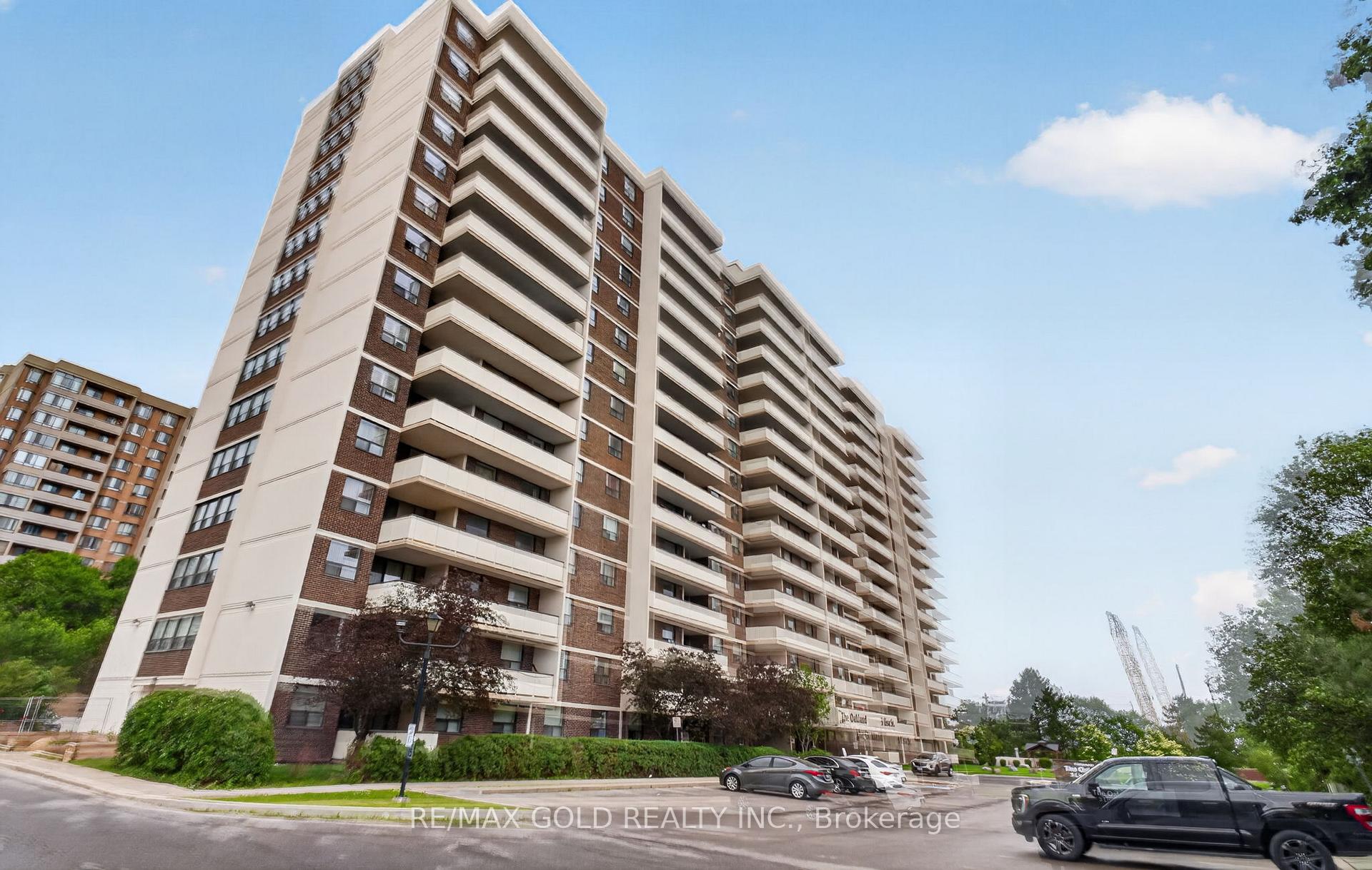 Front of Unit 1109, 3 Lisa Street