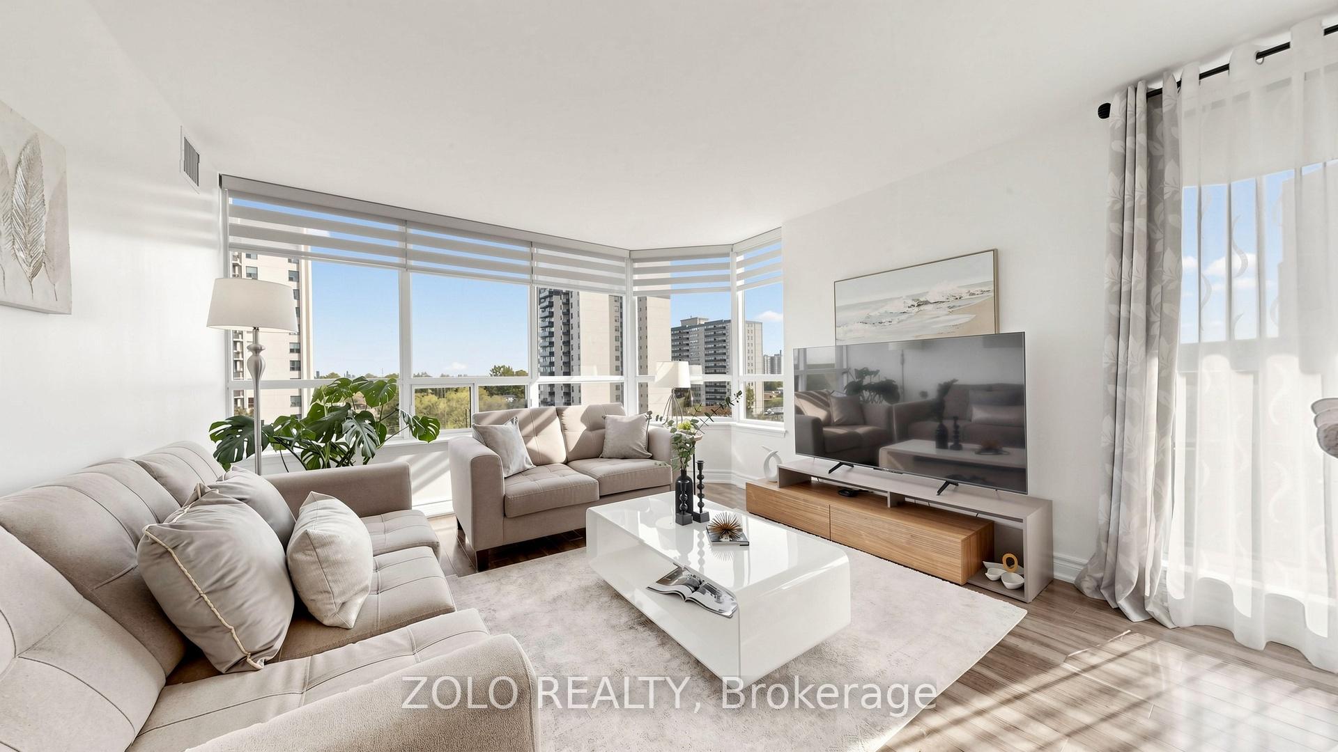 Photo 4 of Unit 704, 91 Townsgate Drive, Vaughan, Crestwood-Springfarm-Yorkhill — HOMEH
