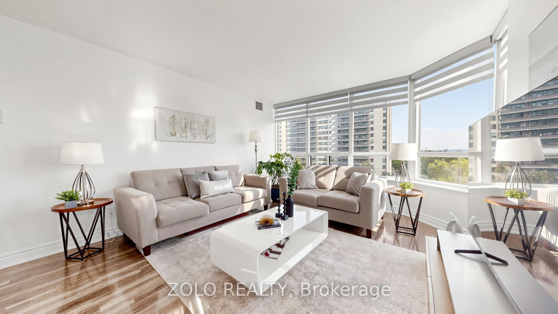 Photo 5 of Unit 704, 91 Townsgate Drive, Vaughan, Crestwood-Springfarm-Yorkhill — HOMEH