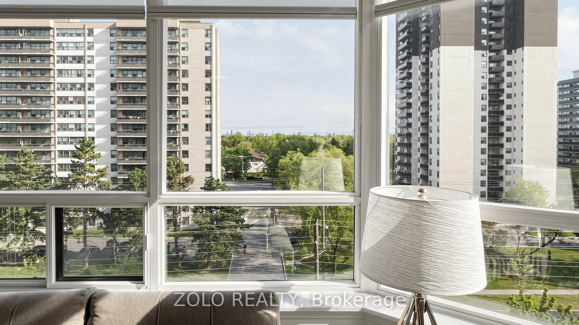 Photo 10 of Unit 704, 91 Townsgate Drive, Vaughan, Crestwood-Springfarm-Yorkhill — HOMEH
