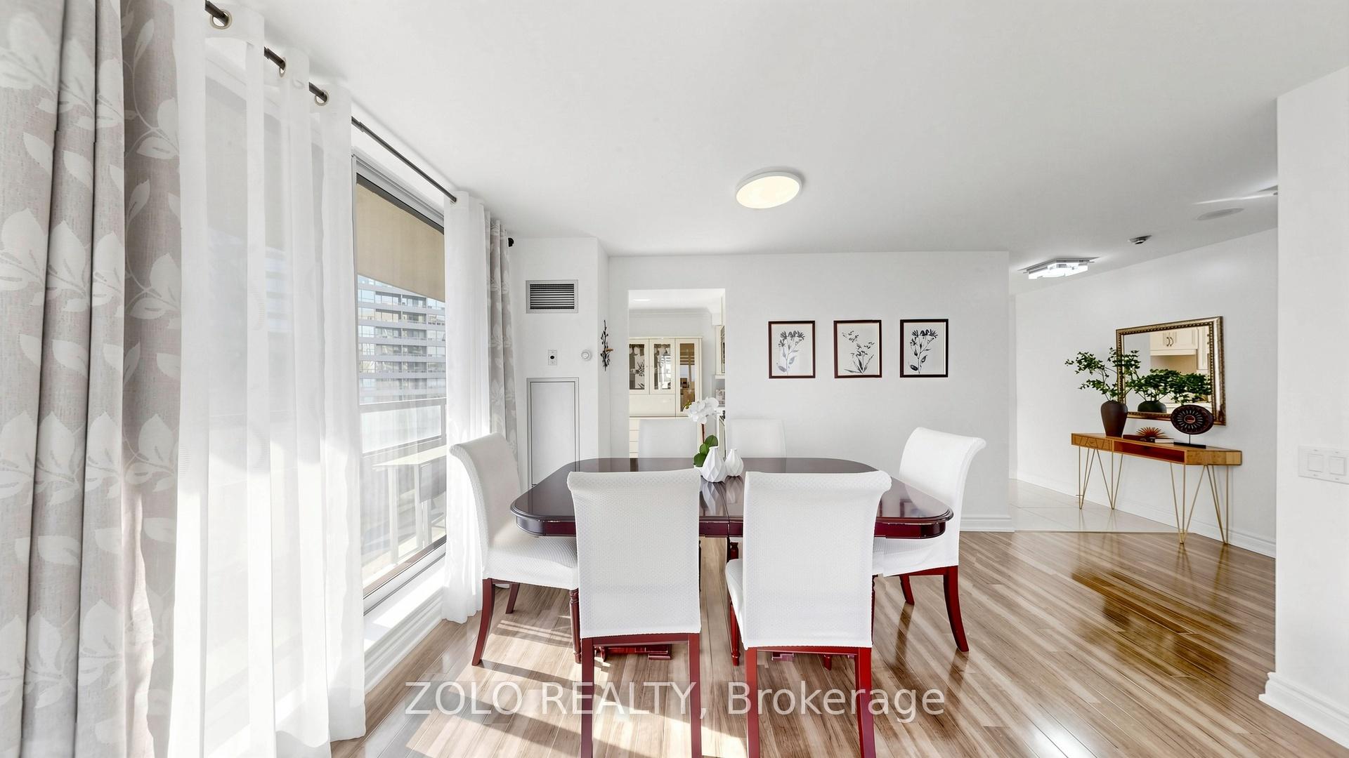 Photo 19 of Unit 704, 91 Townsgate Drive, Vaughan, Crestwood-Springfarm-Yorkhill — HOMEH
