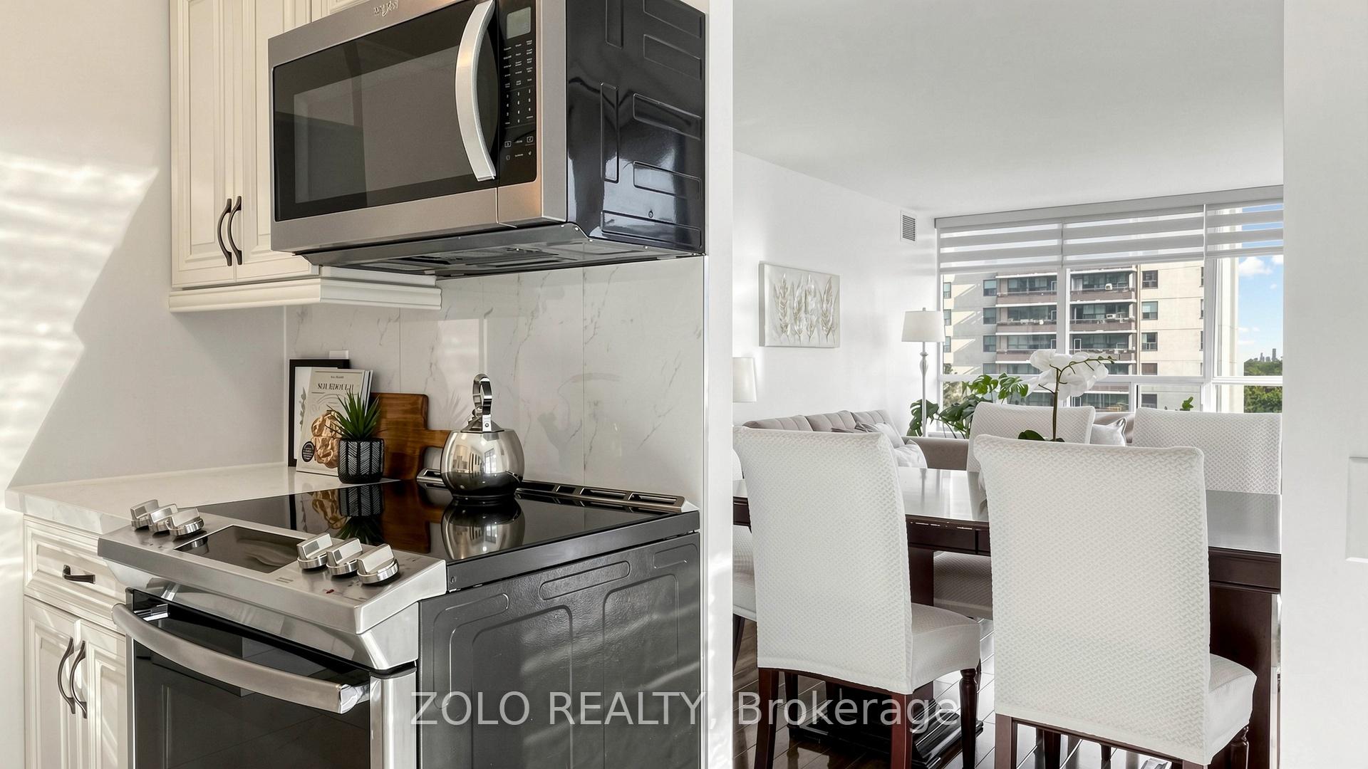 Photo 21 of Unit 704, 91 Townsgate Drive, Vaughan, Crestwood-Springfarm-Yorkhill — HOMEH