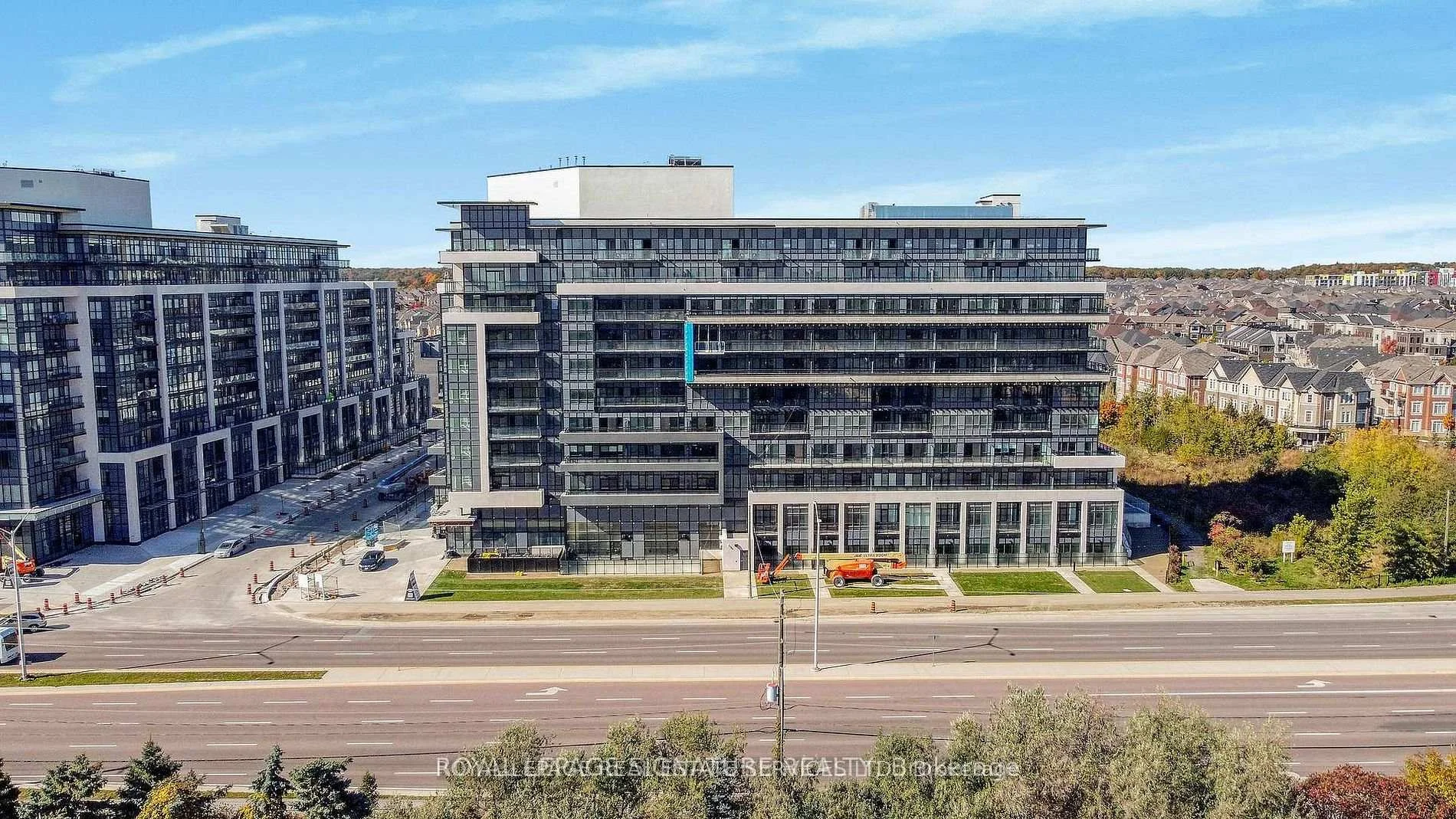 Photo of Unit 820, 395 Dundas Street