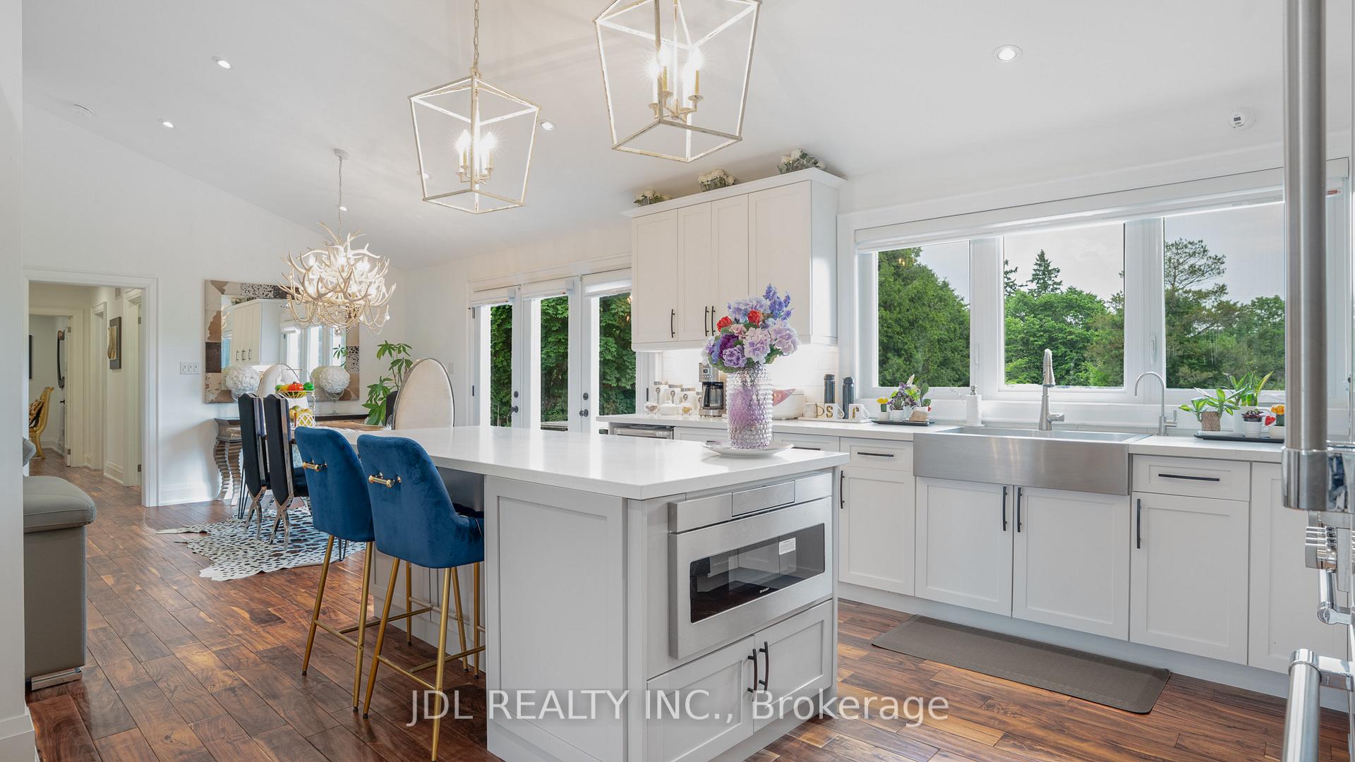 Photo 7 of 11 Hedge Road, Georgina, Sutton & Jackson's Point — HOMEH