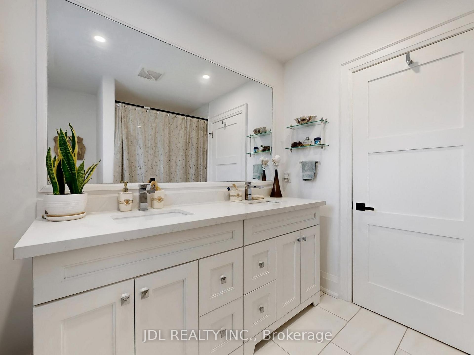 Photo 18 of 11 Hedge Road, Georgina, Sutton & Jackson's Point — HOMEH