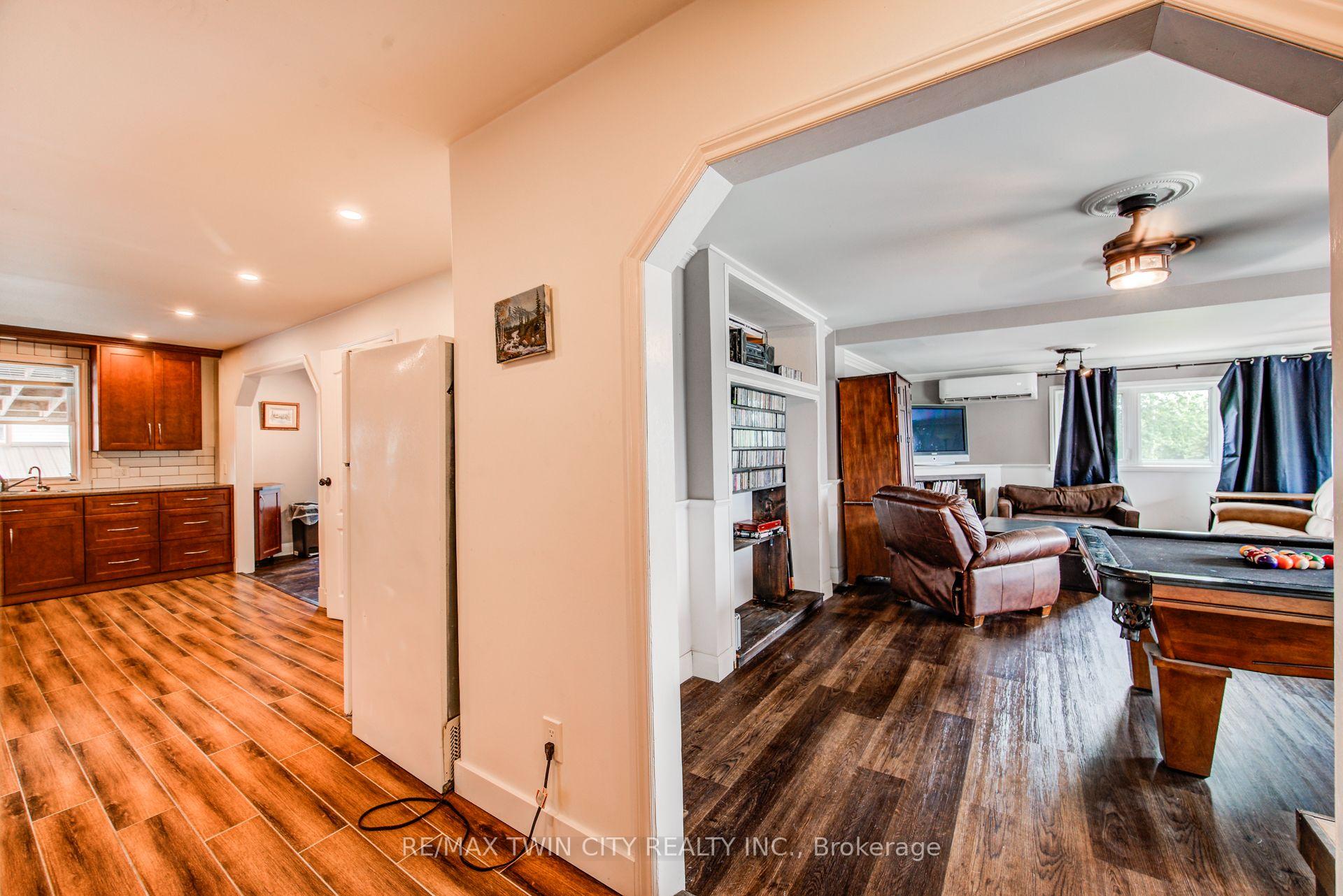 Photo 12 of 6409 Perth Rd 121 Poole, Perth East, Mornington — HOMEH