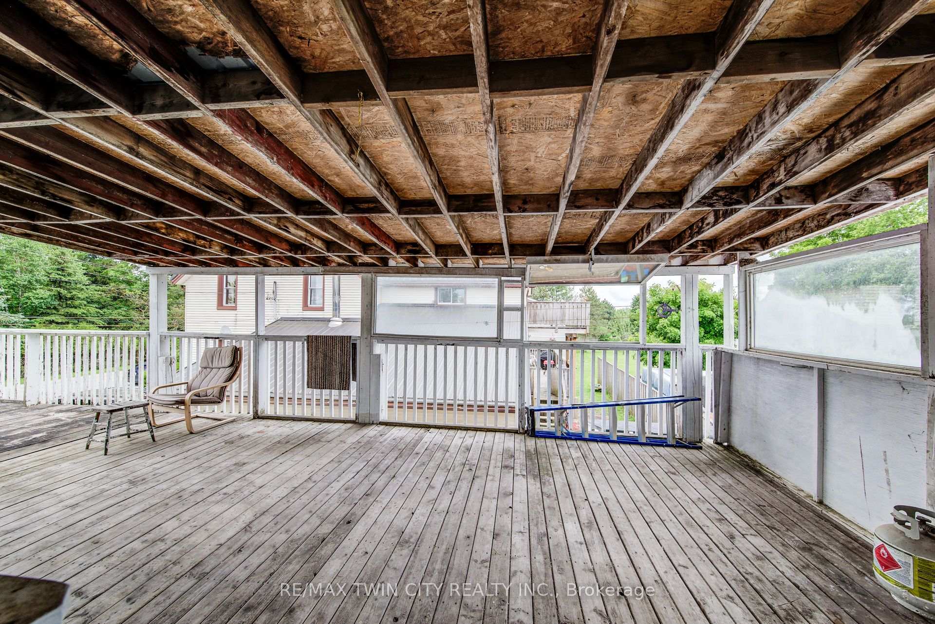 Photo 29 of 6409 Perth Rd 121 Poole, Perth East, Mornington — HOMEH