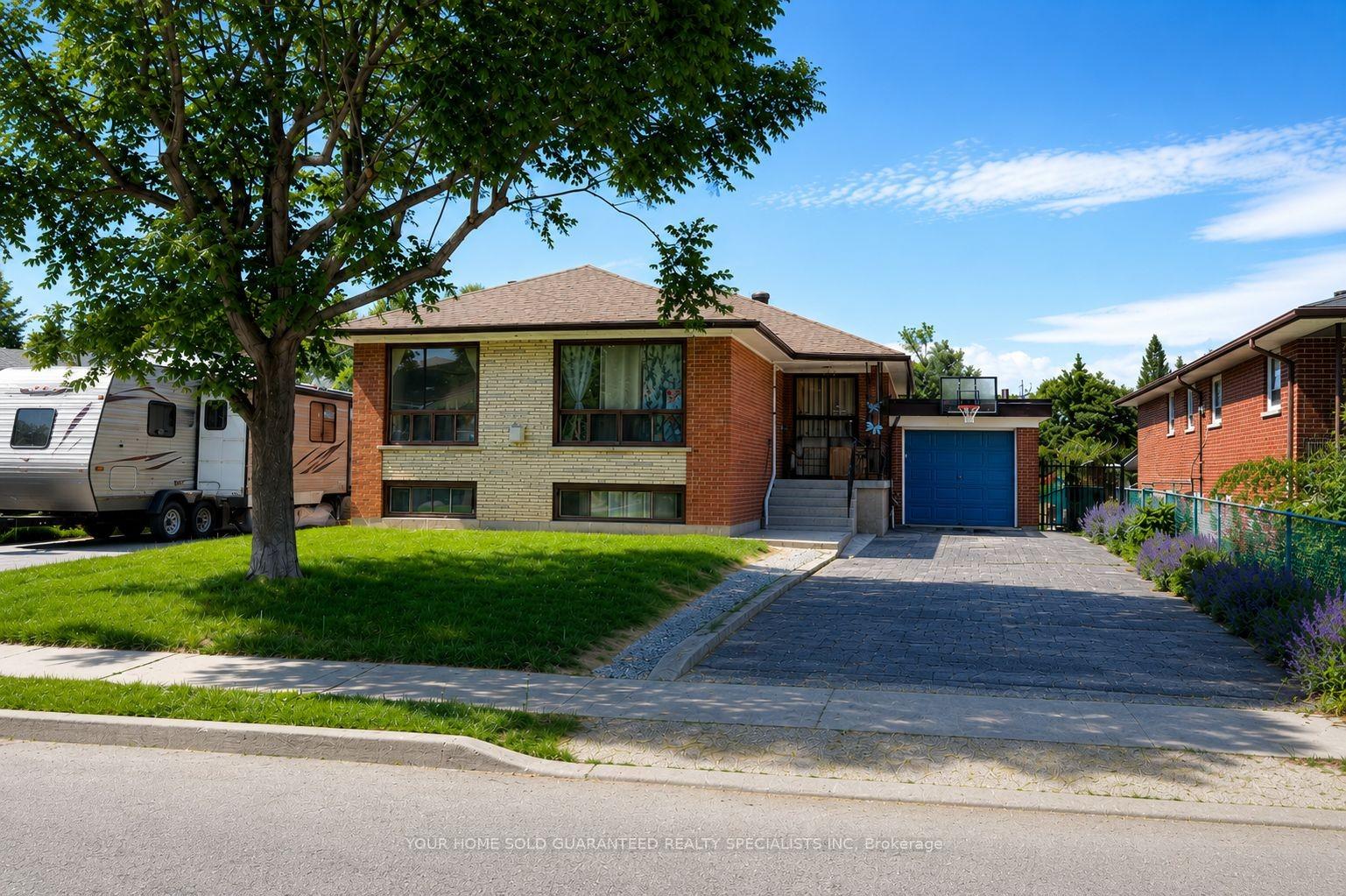 Photo 1 of 34 Zenith Drive, Scarborough, Clairlea-Birchmount — HOMEH