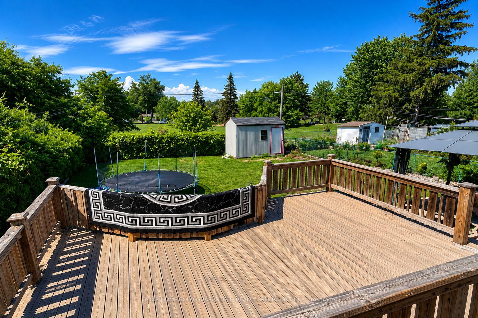 Photo 2 of 34 Zenith Drive, Scarborough, Clairlea-Birchmount — HOMEH