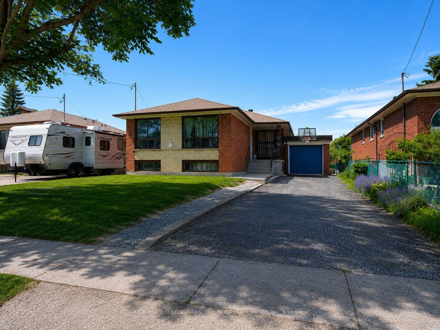 Photo 5 of 34 Zenith Drive, Scarborough, Clairlea-Birchmount — HOMEH