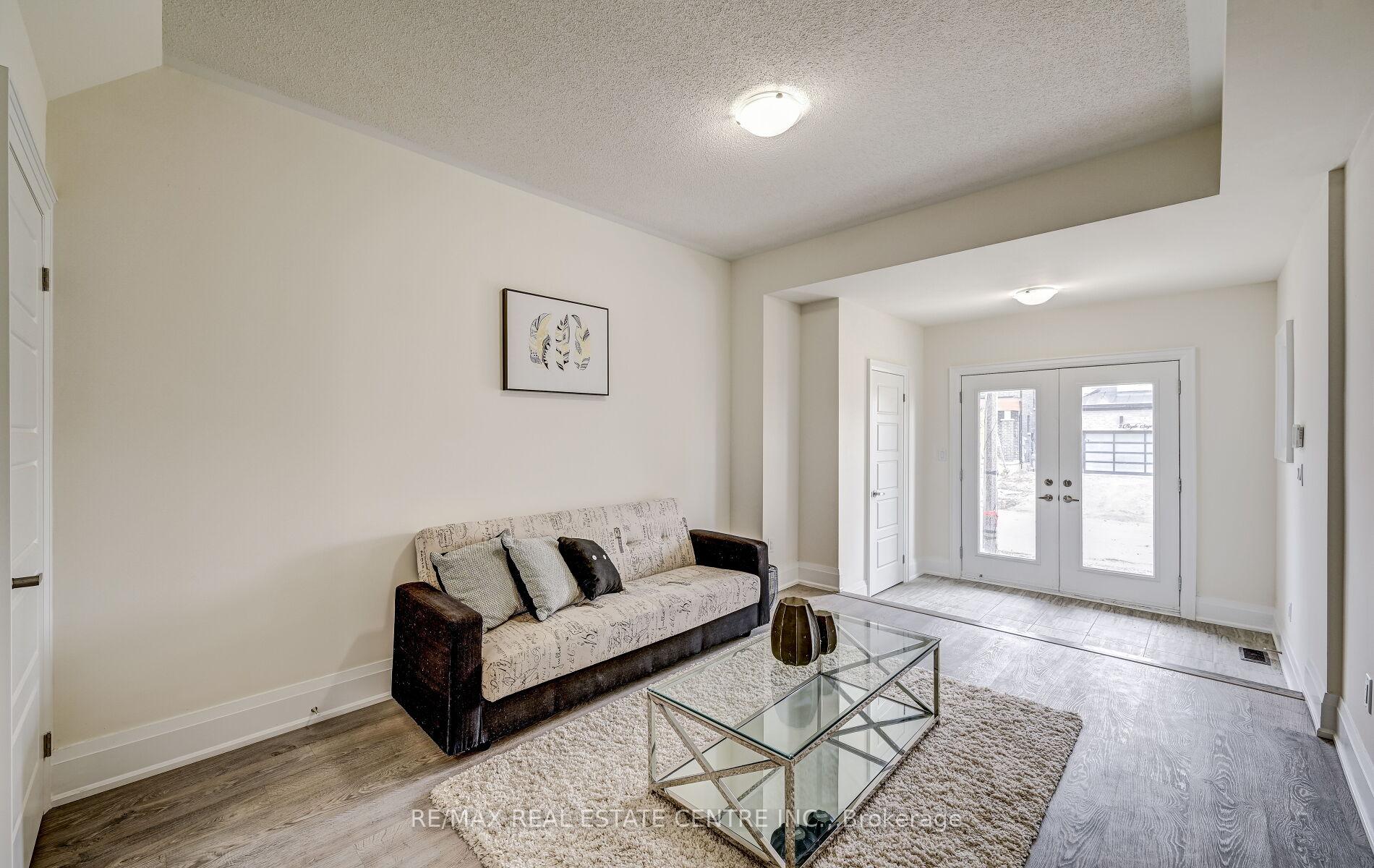 Photo 7 of 4 Haydrop Road, Brampton, Bram East — HOMEH
