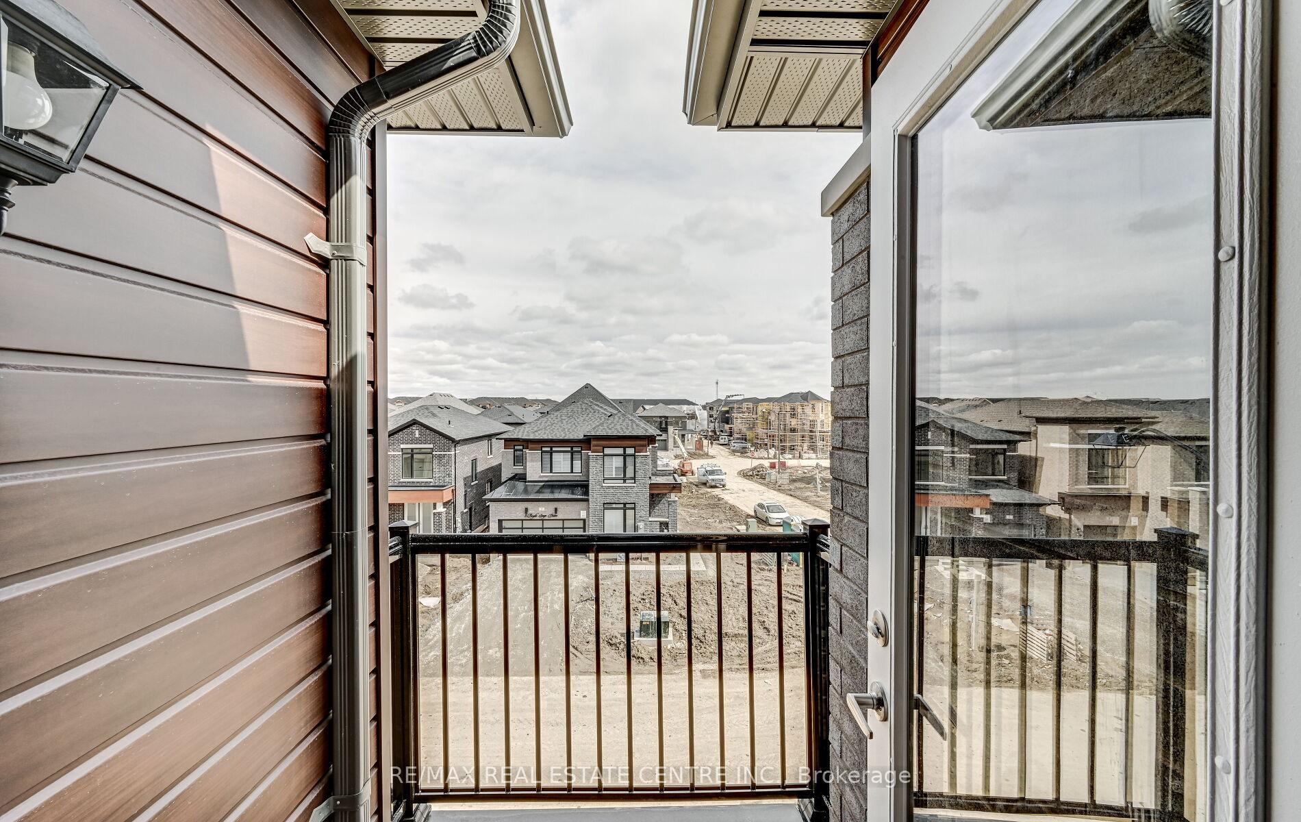 Photo 34 of 4 Haydrop Road, Brampton, Bram East — HOMEH