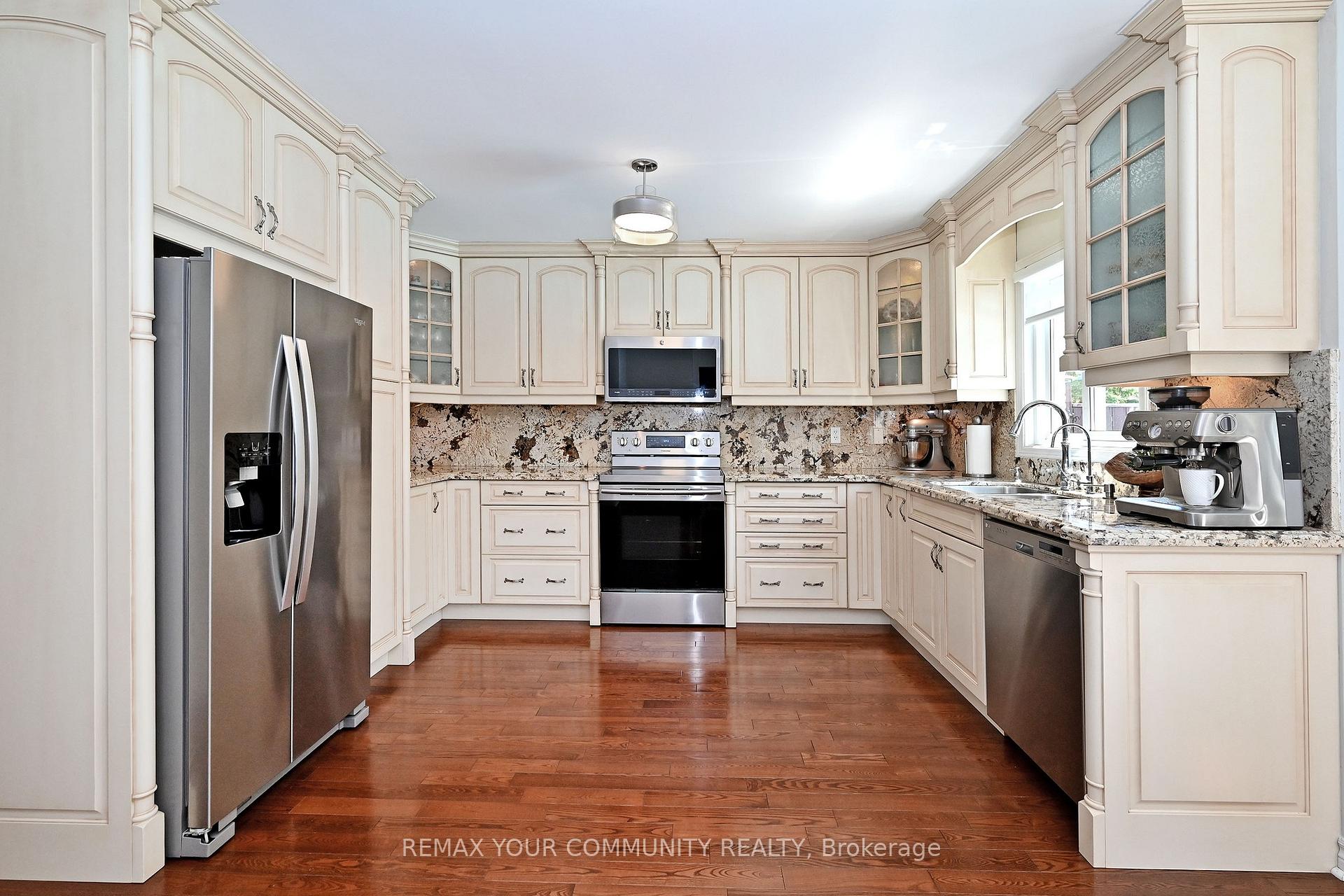 Photo 29 of 48 Haskell Crescent, Aurora, Aurora Highlands — HOMEH