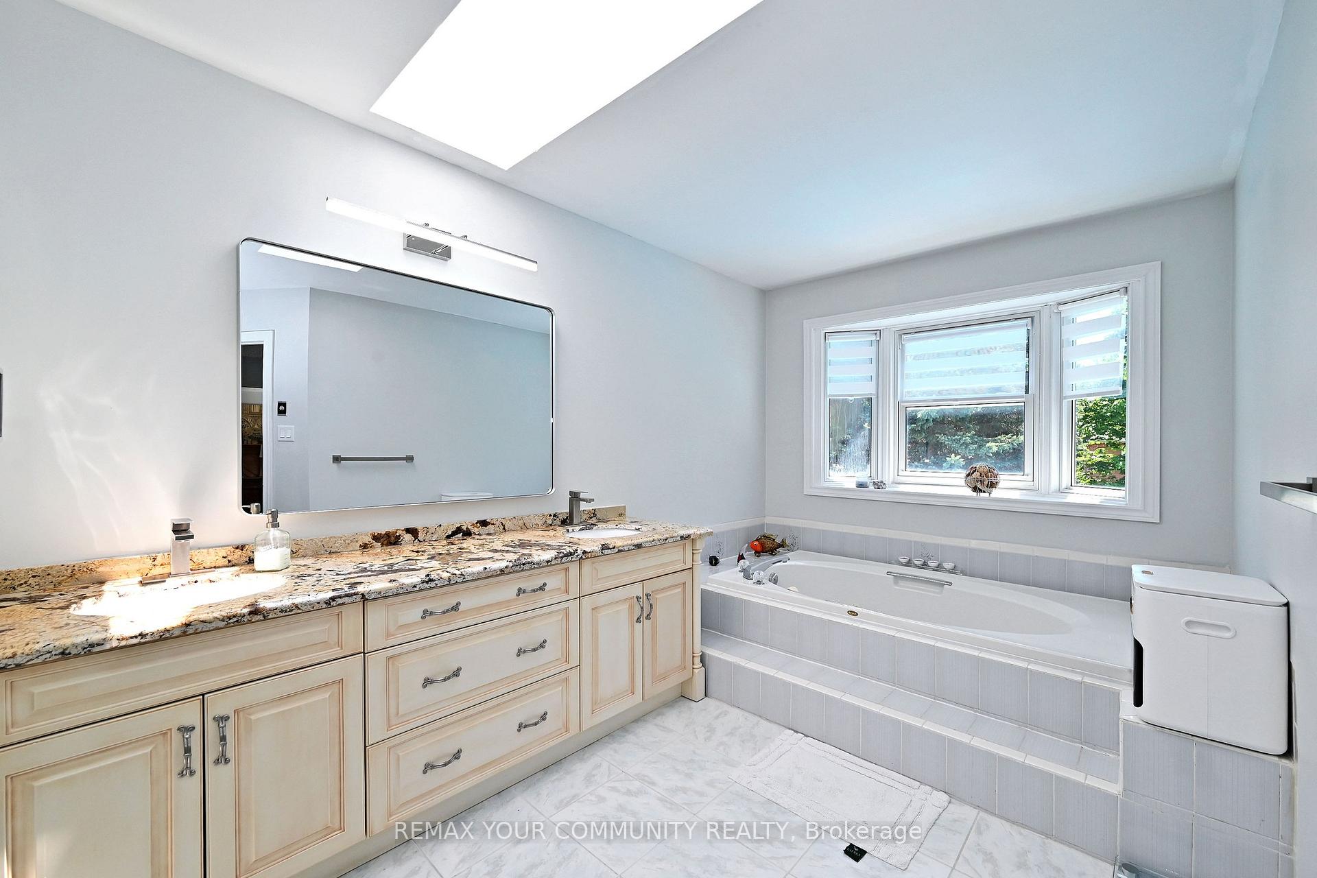 Photo 18 of 48 Haskell Crescent, Aurora, Aurora Highlands — HOMEH