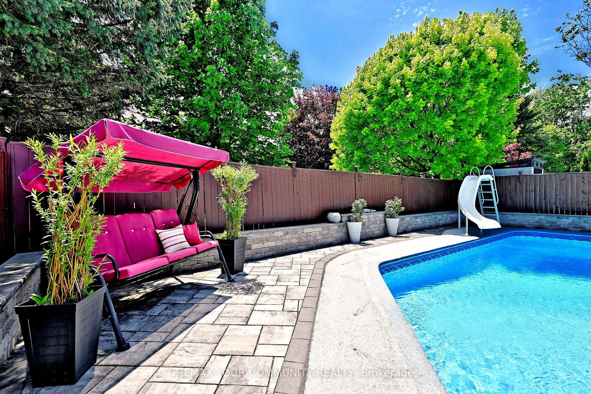 Photo 27 of 48 Haskell Crescent, Aurora, Aurora Highlands — HOMEH
