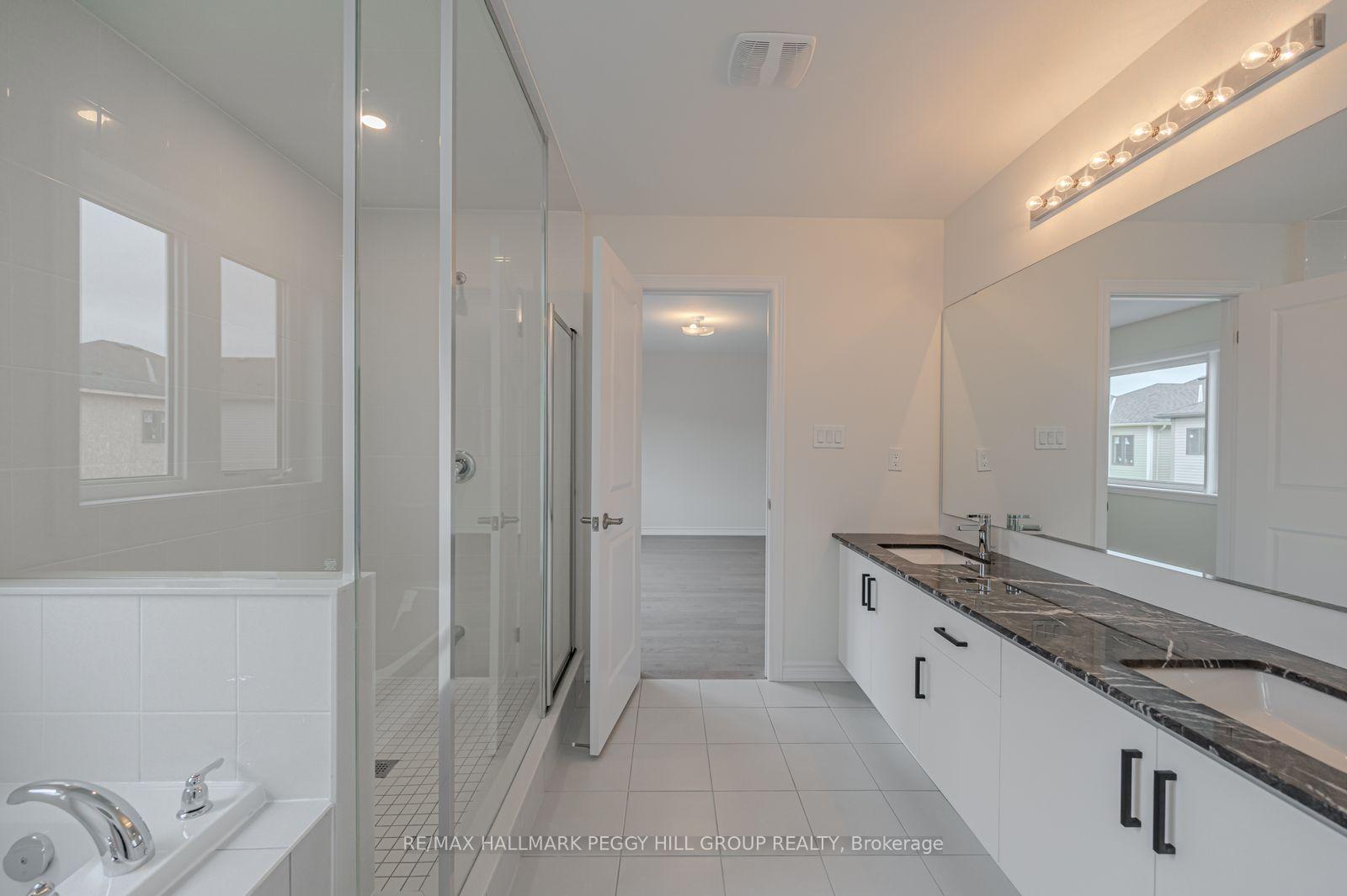 Photo 10 of Unit 1, 14 Tamworth Terrace, Barrie, Rural Barrie Southeast — HOMEH