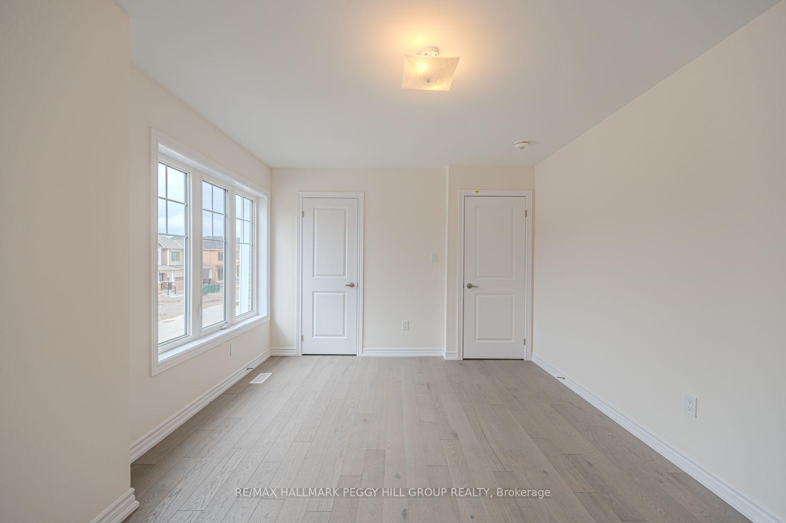 Photo 11 of Unit 1, 14 Tamworth Terrace, Barrie, Rural Barrie Southeast — HOMEH
