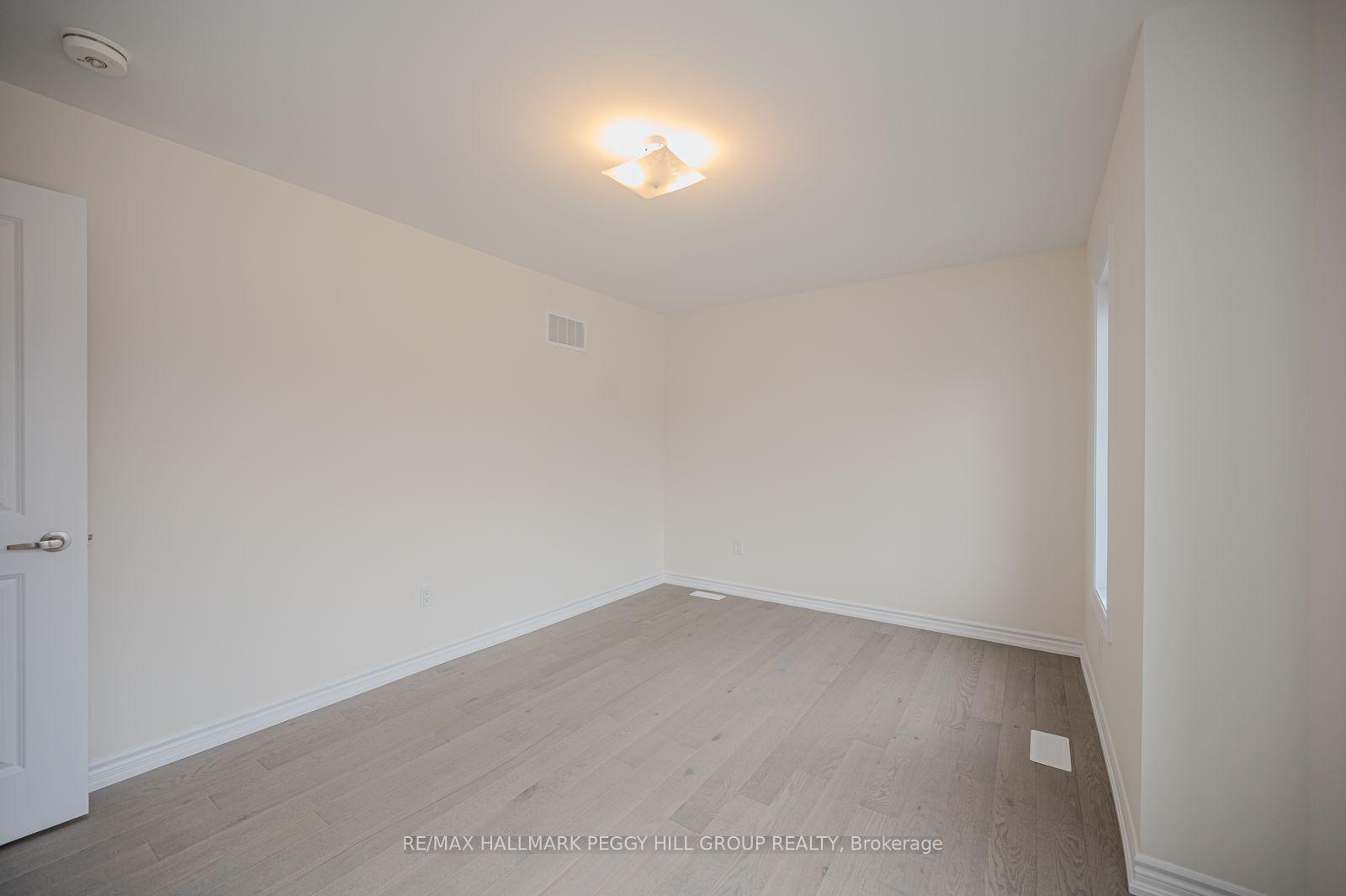 Photo 12 of Unit 1, 14 Tamworth Terrace, Barrie, Rural Barrie Southeast — HOMEH