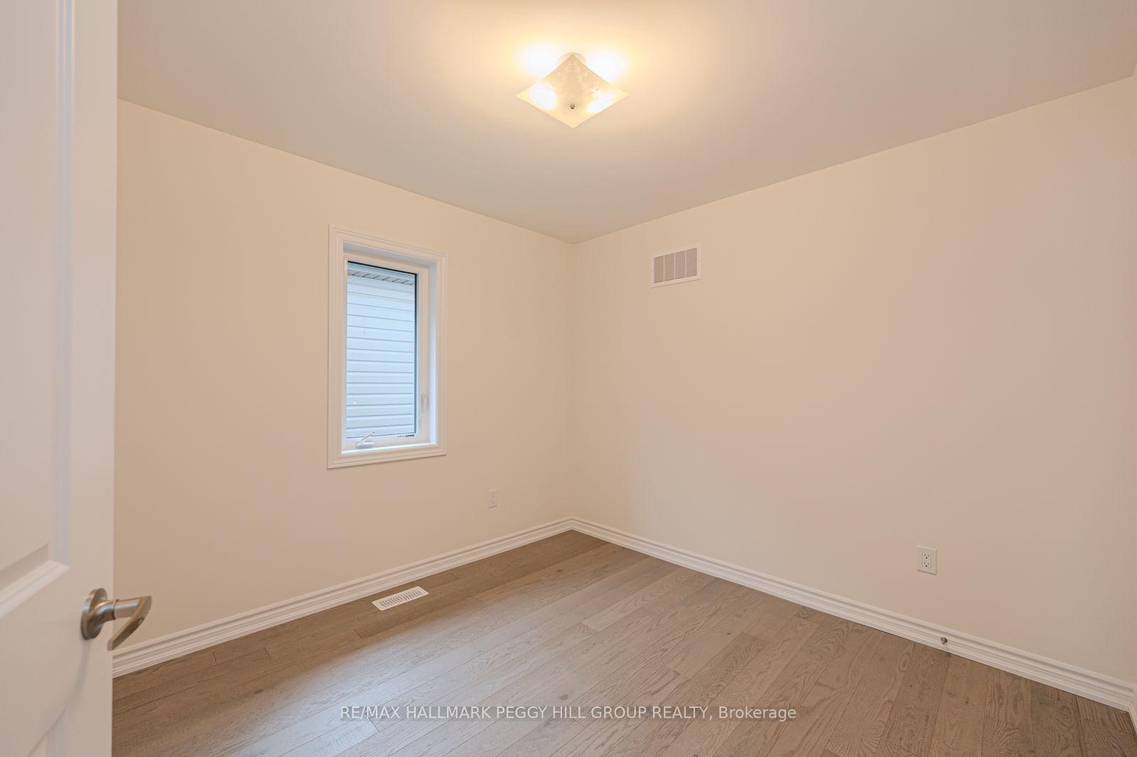 Photo 13 of Unit 1, 14 Tamworth Terrace, Barrie, Rural Barrie Southeast — HOMEH