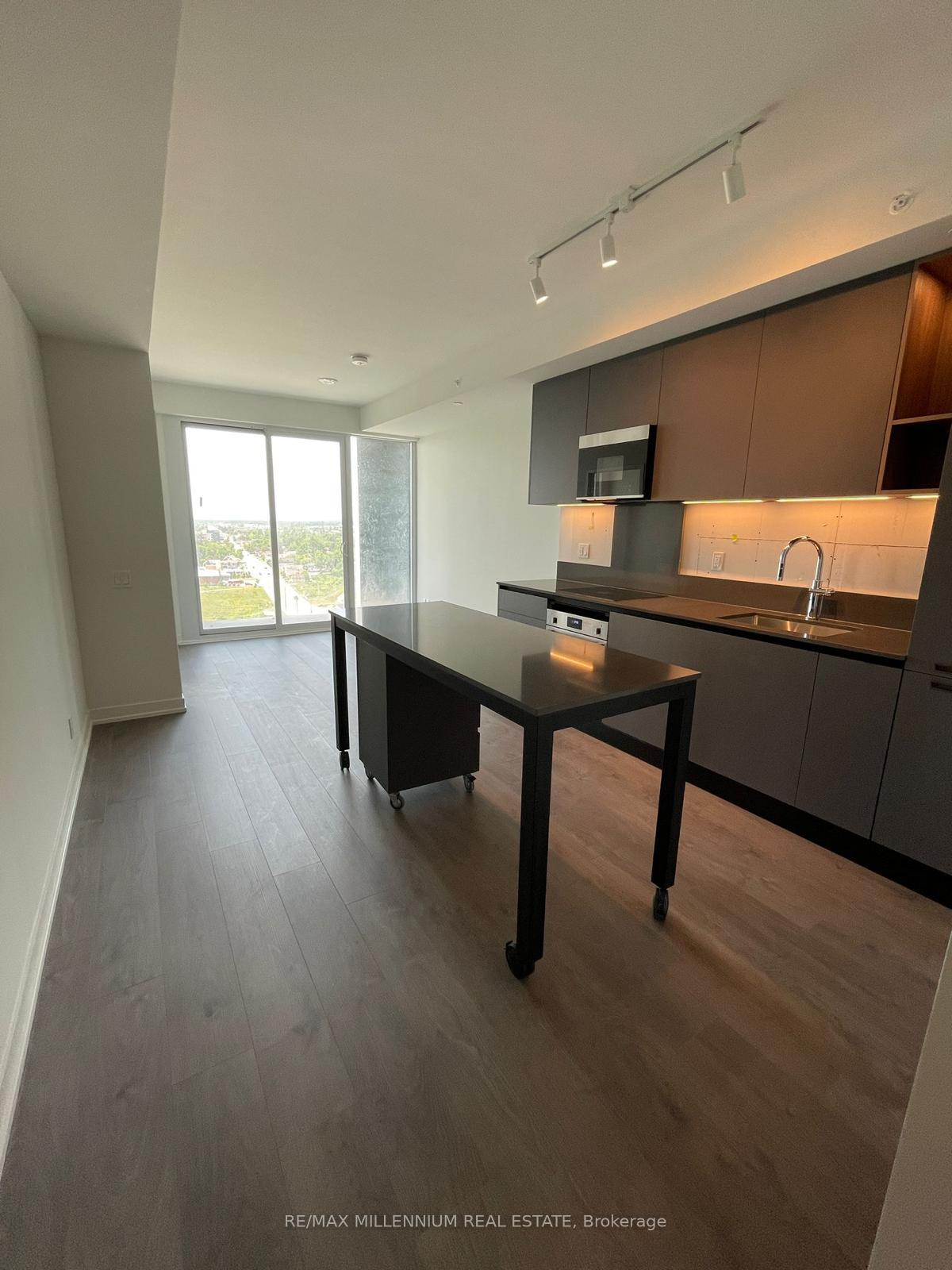 Photo 8 of Unit 1512, 39 Mary Street, Barrie, City Centre — HOMEH