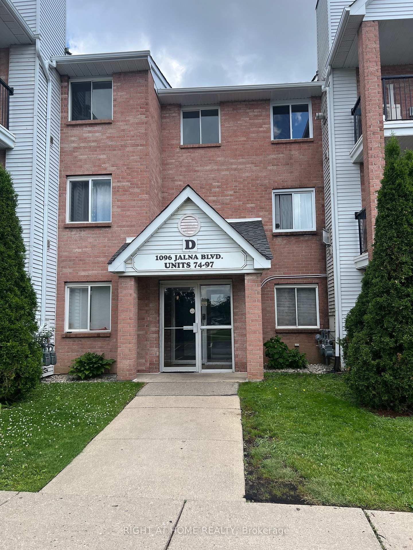 Photo 2 of Unit 91, 1096 Jalna Boulevard, London, South X — HOMEH