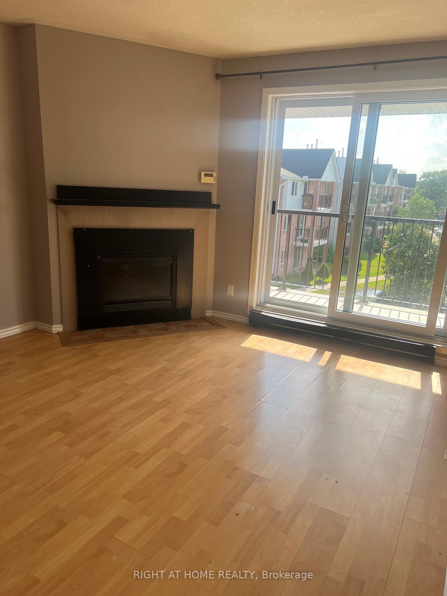 Photo 5 of Unit 91, 1096 Jalna Boulevard, London, South X — HOMEH