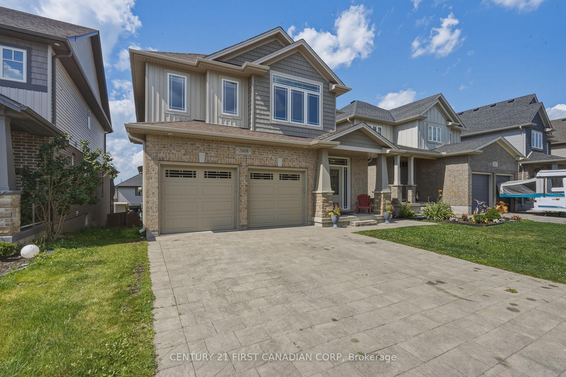 Photo 2 of 2608 Holbrook Drive, London, South U — HOMEH