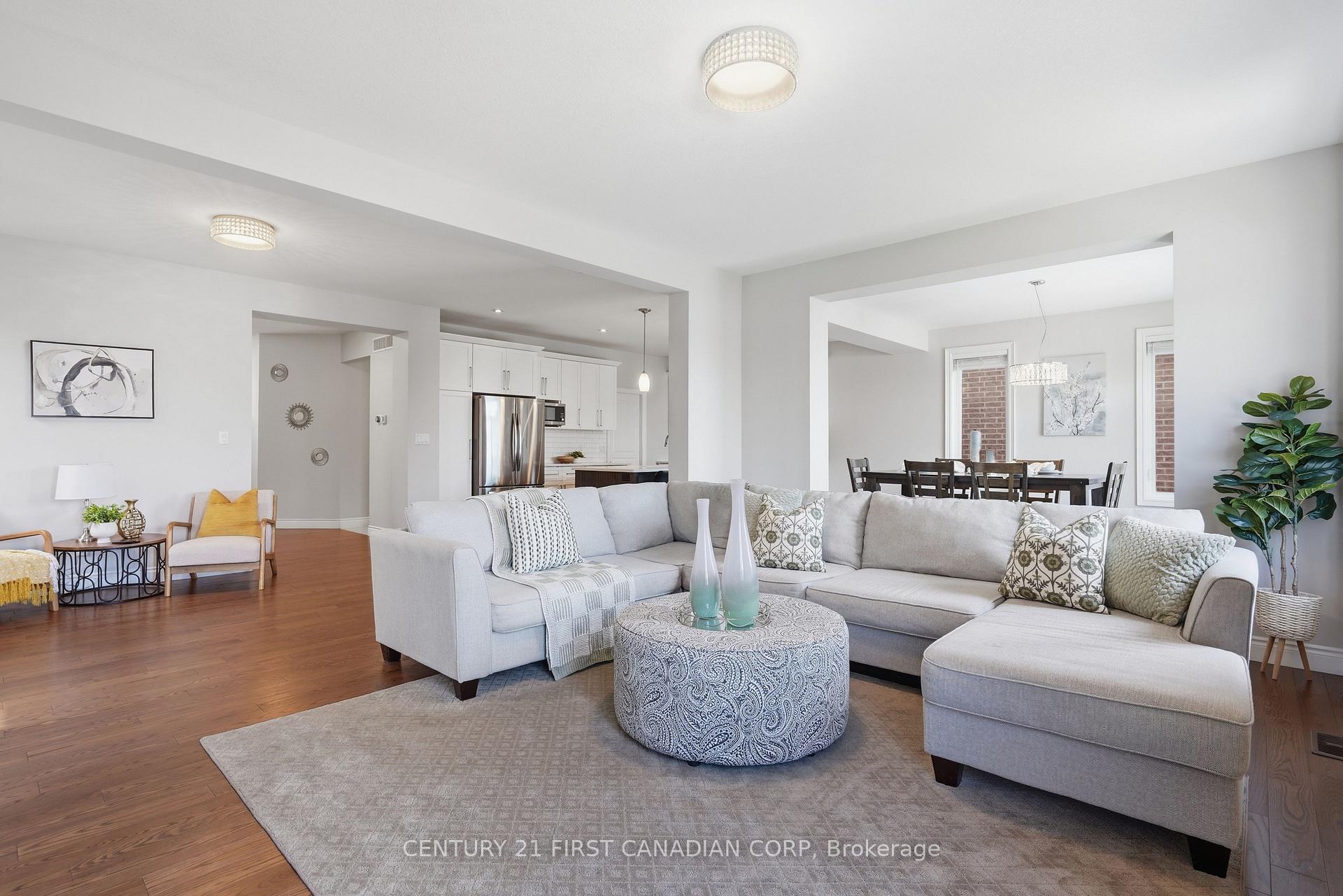 Photo 10 of 2608 Holbrook Drive, London, South U — HOMEH