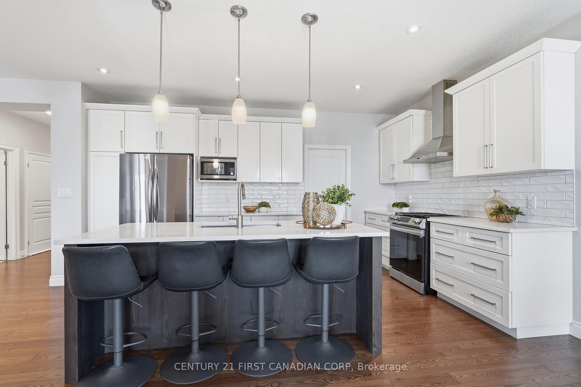 Photo 11 of 2608 Holbrook Drive, London, South U — HOMEH