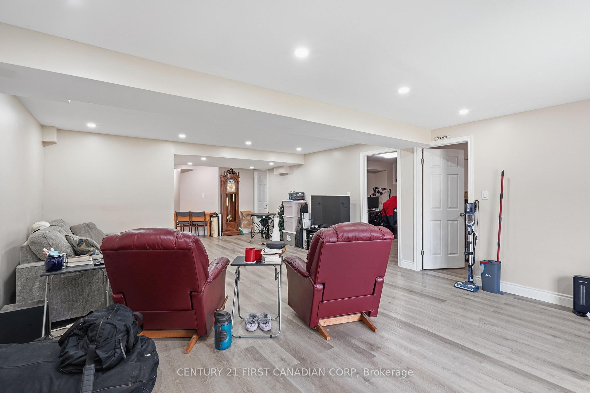 Photo 34 of 2608 Holbrook Drive, London, South U — HOMEH